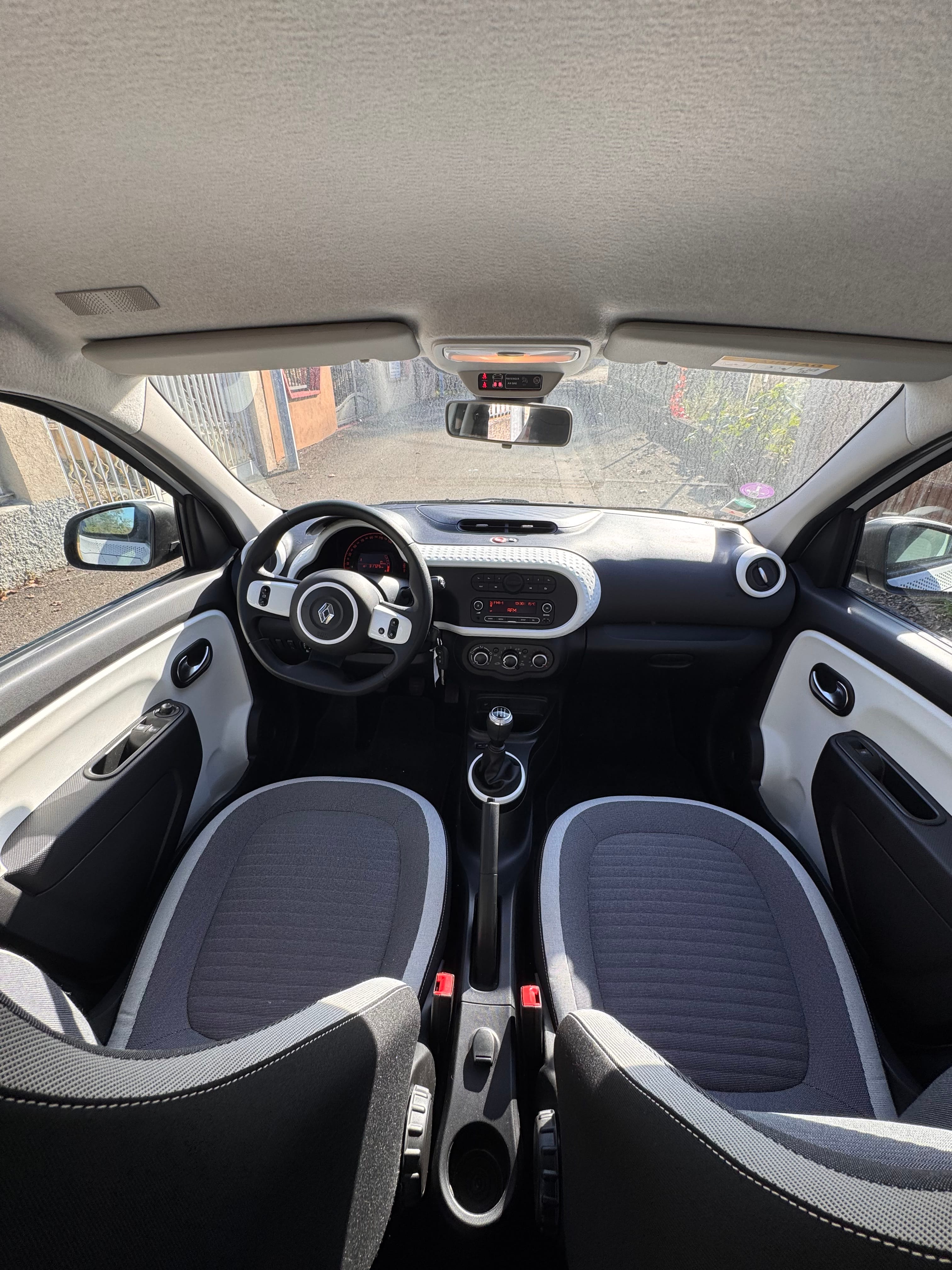 Renault Twingo III avec Régulateur de vitesse