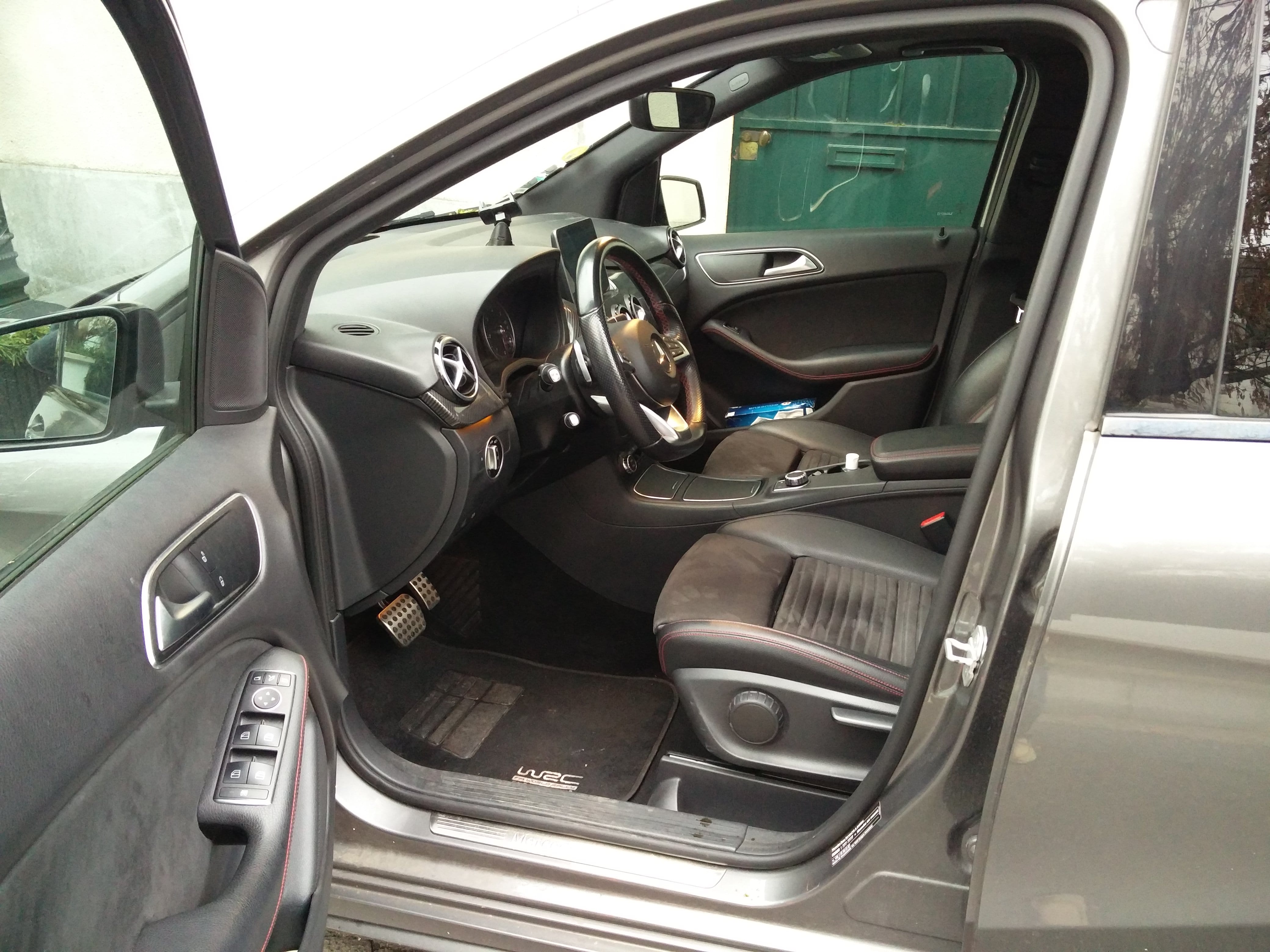 Mercedes Classe B avec GPS
