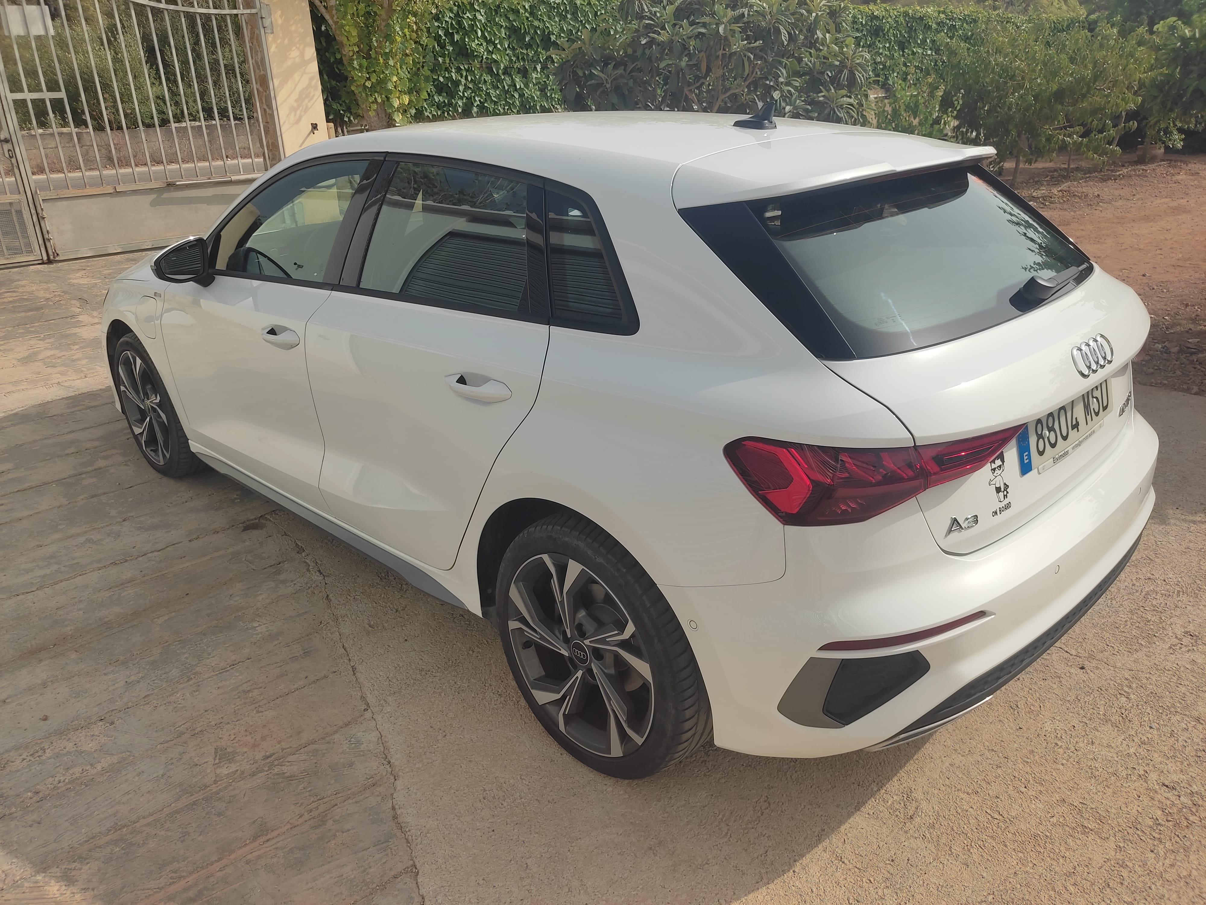 Audi A3 40 TFSIe avec Climatisation