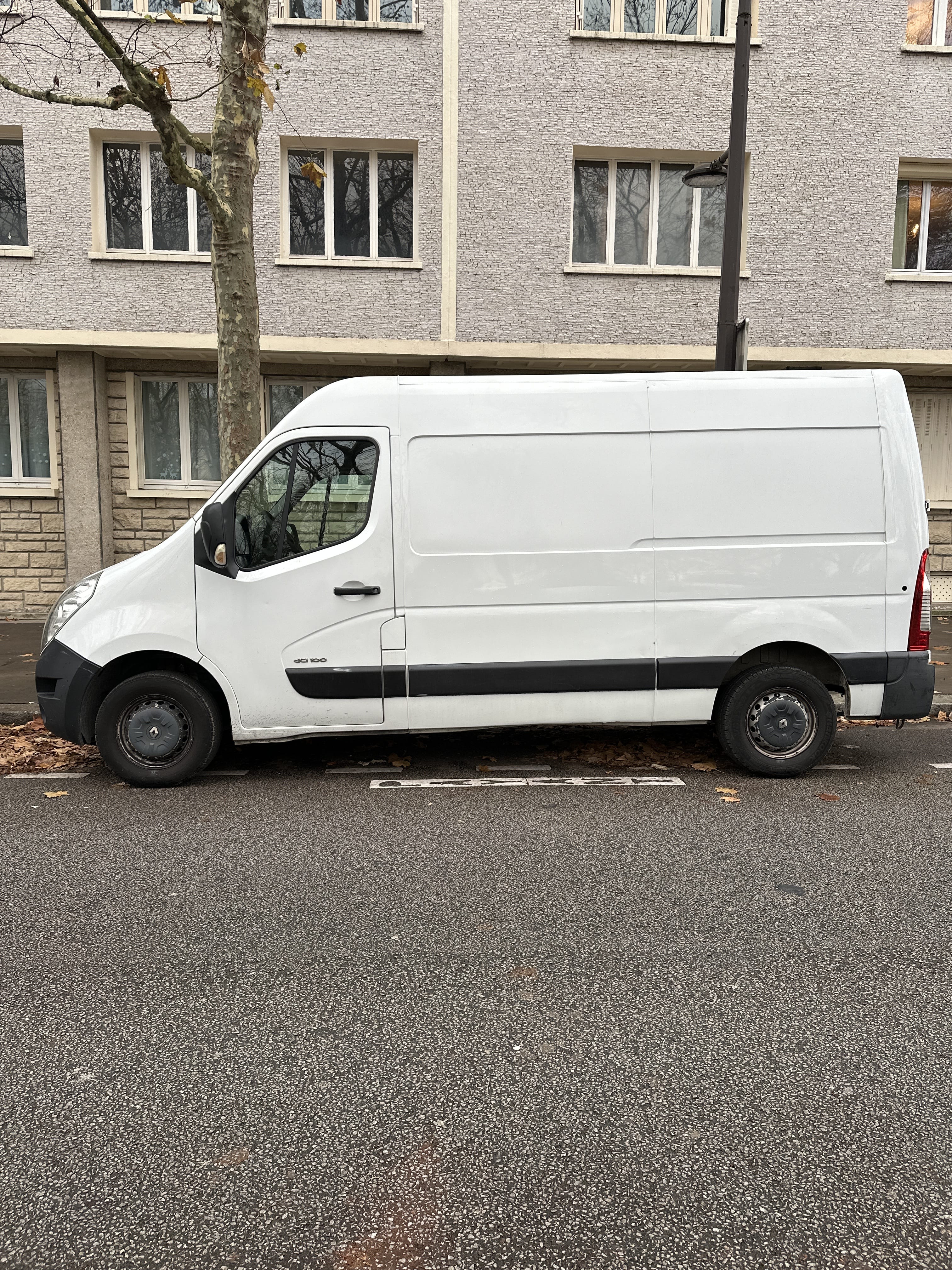 Renault Master 2.3 dci 100 l2h2 3500t avec Entrée audio / iPod