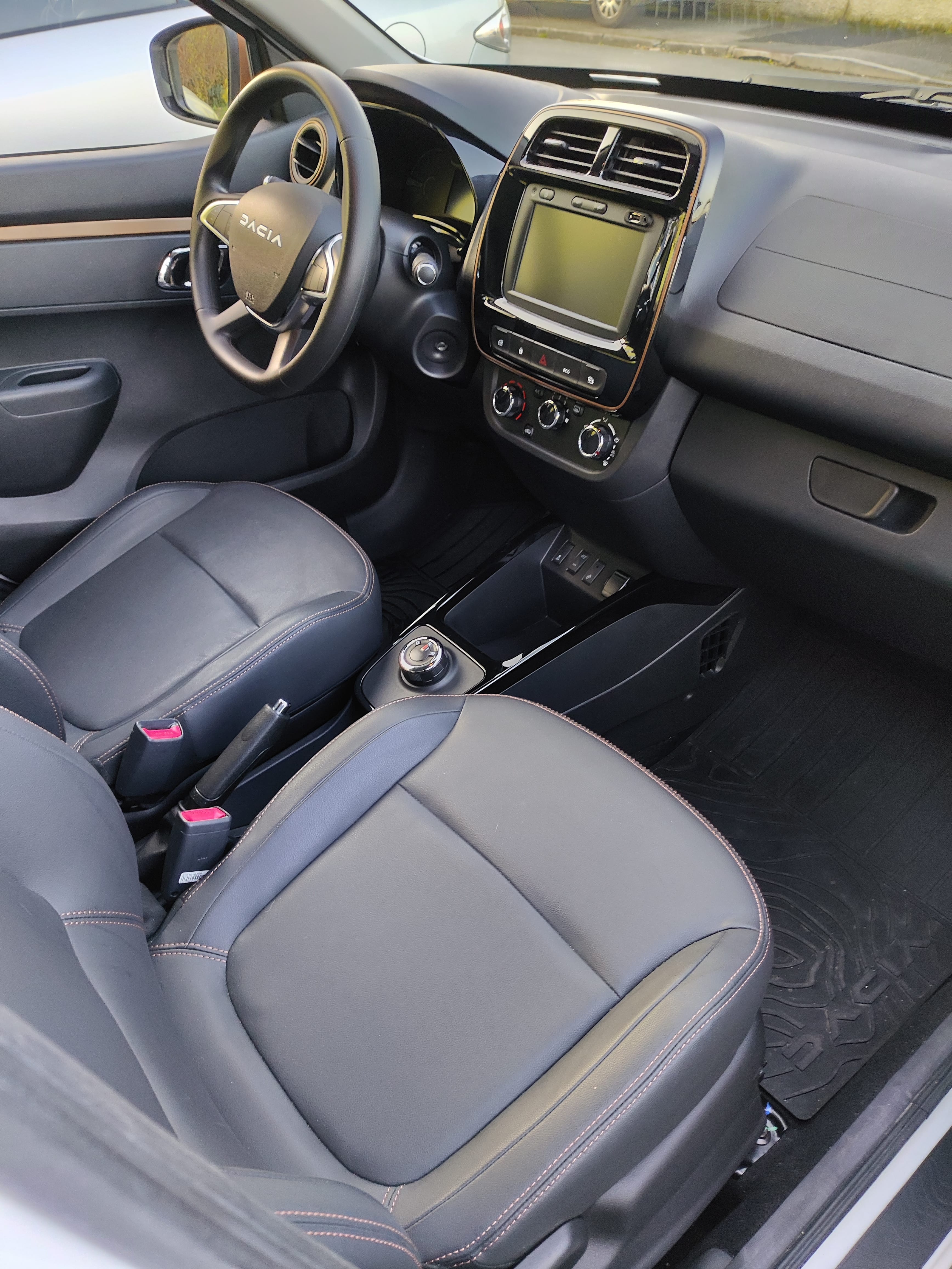 Dacia Spring Extrême 65 avec Audio Bluetooth