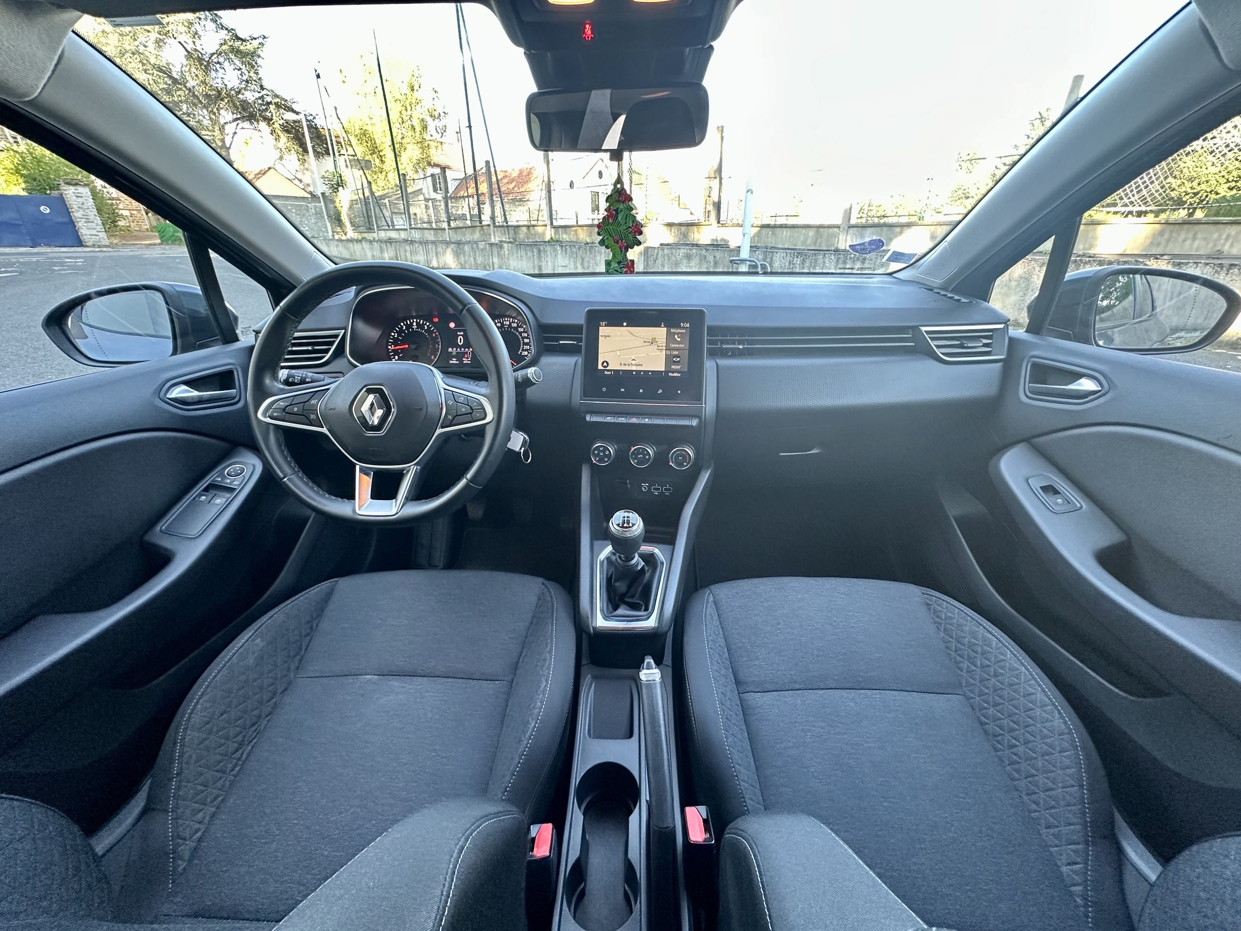 Renault Clio FINITION BUSINESS CARPLAY / CLIM / RADARS avec GPS