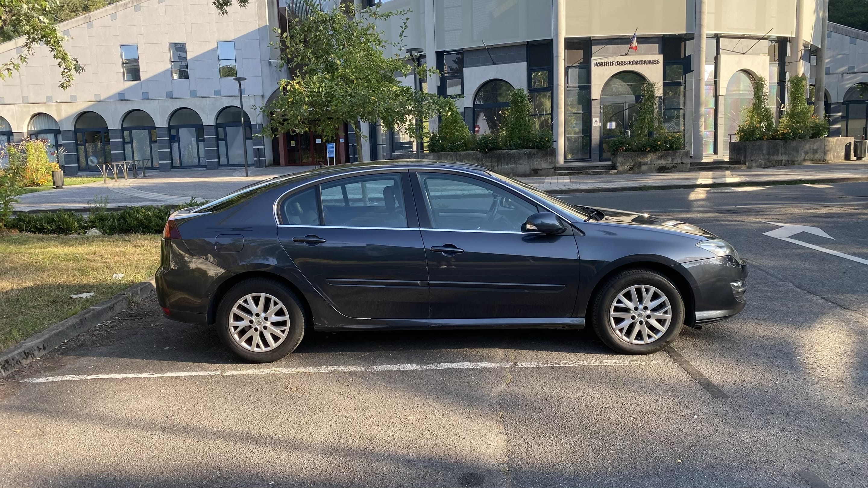 Renault Laguna 1.5 dci avec GPS