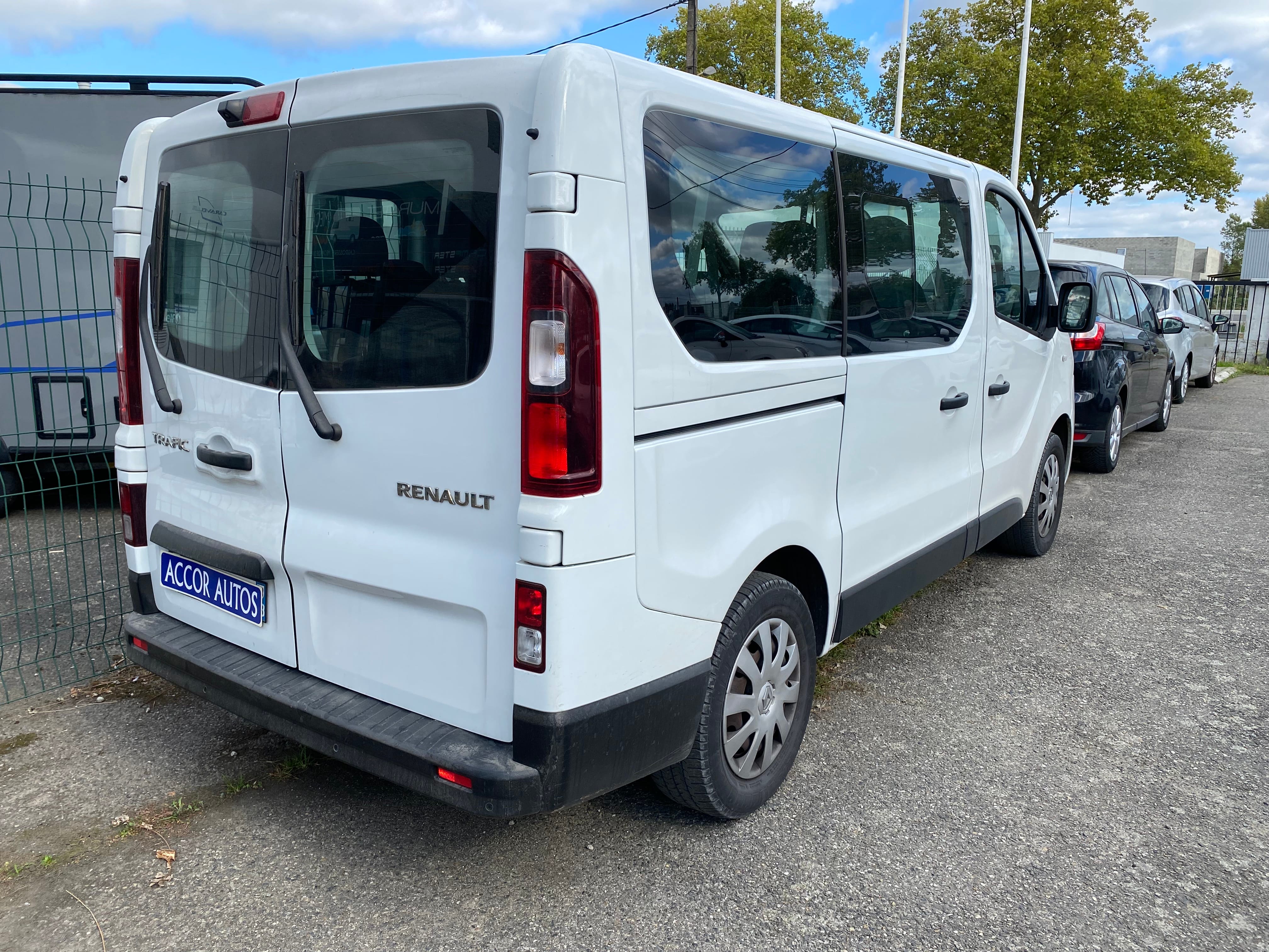 Renault Trafic Passenger avec Climatisation
