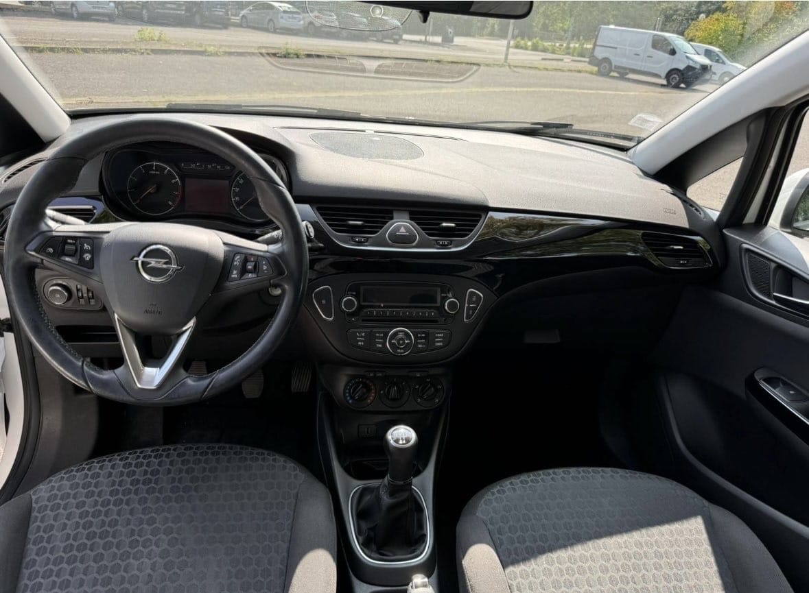 Opel Corsa avec Régulateur de vitesse