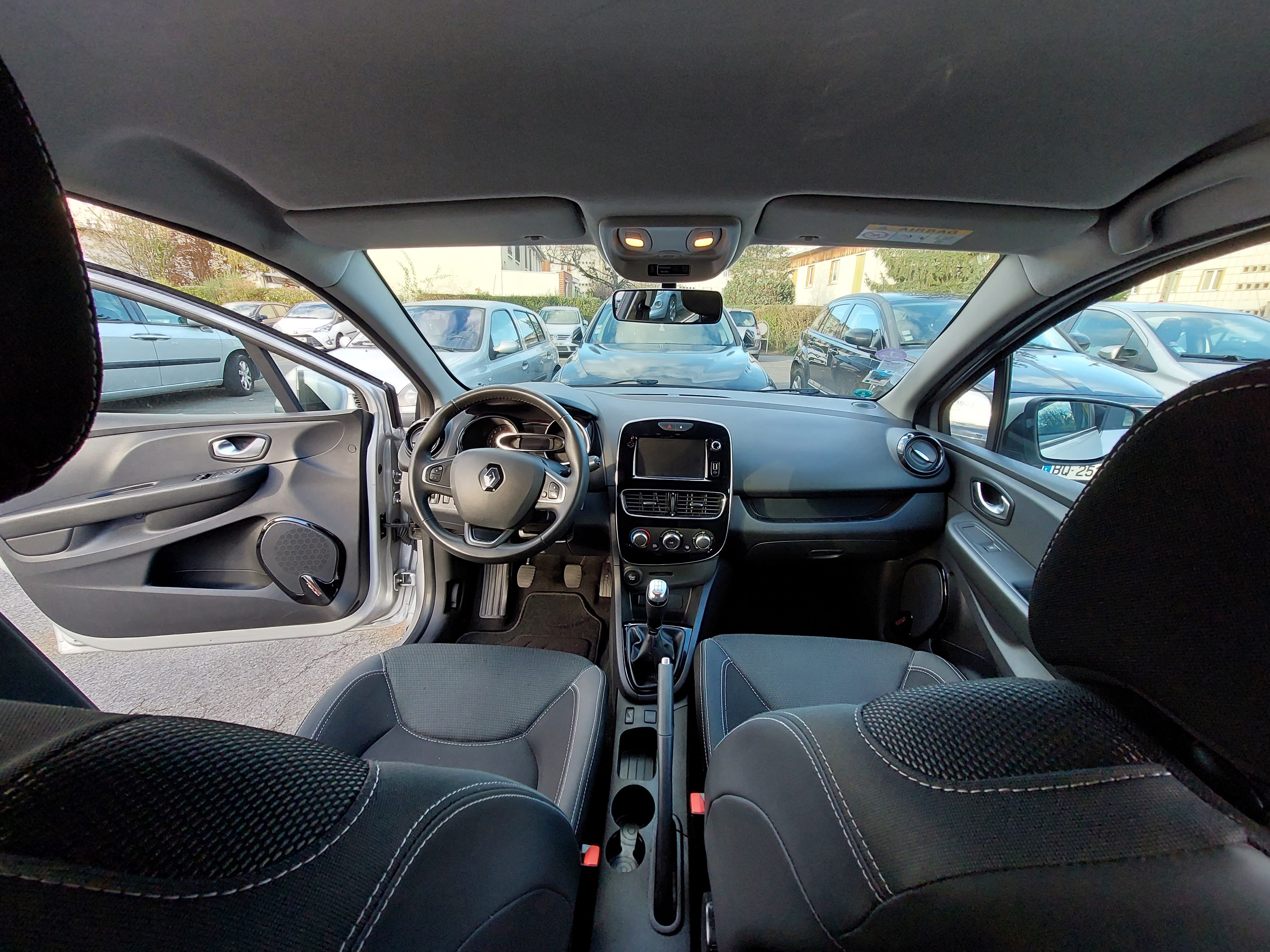 Renault Clio avec Régulateur de vitesse