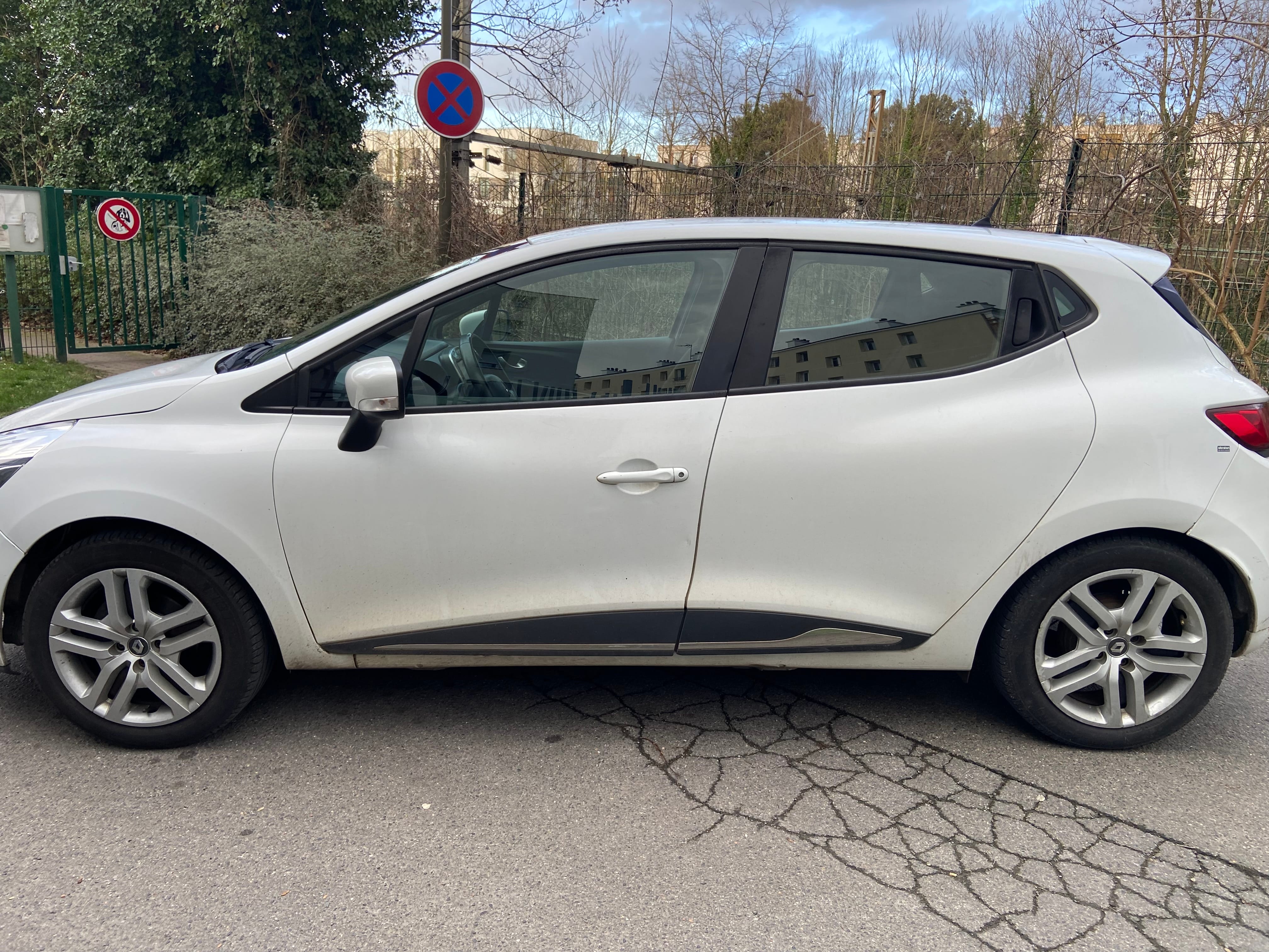 Renault Clio con Aire acondicionado