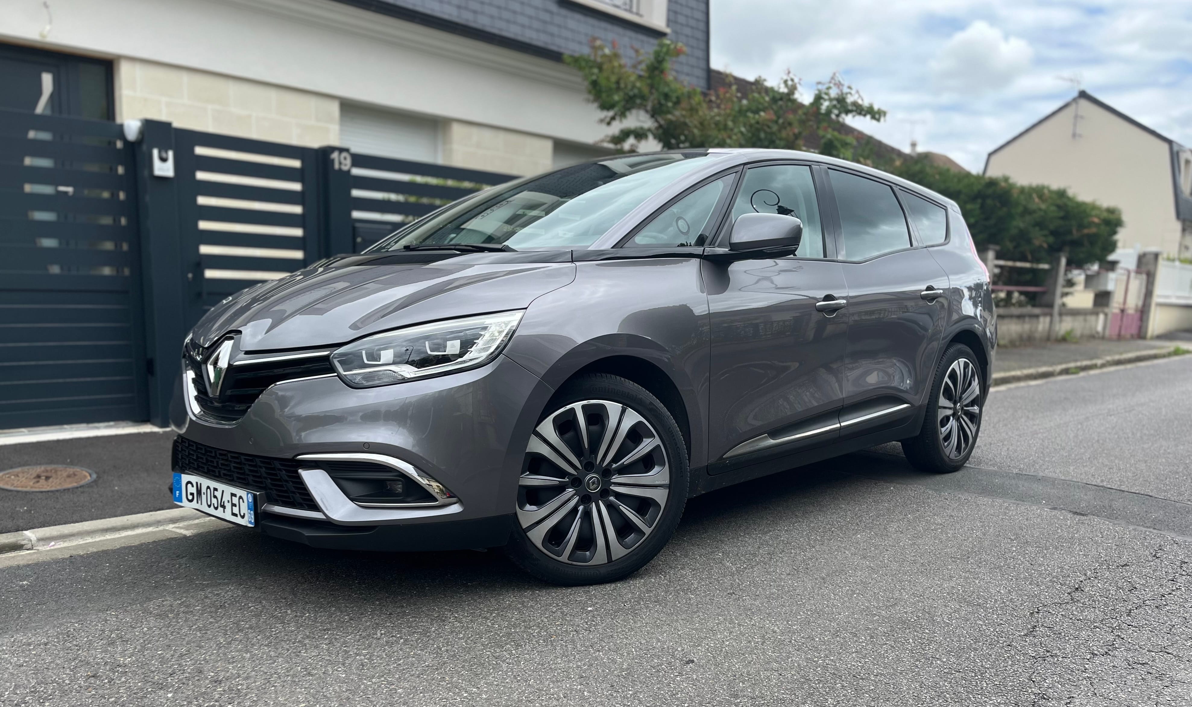 Renault Grand Scenic — 2023, 2023, Essence 98, automatic, 7 seats