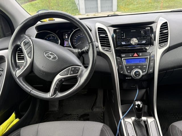 Hyundai i30 med Babysete