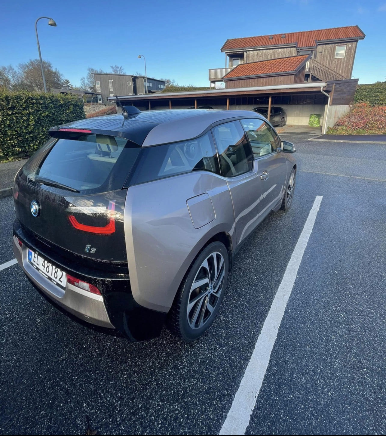 BMW i3 with GPS