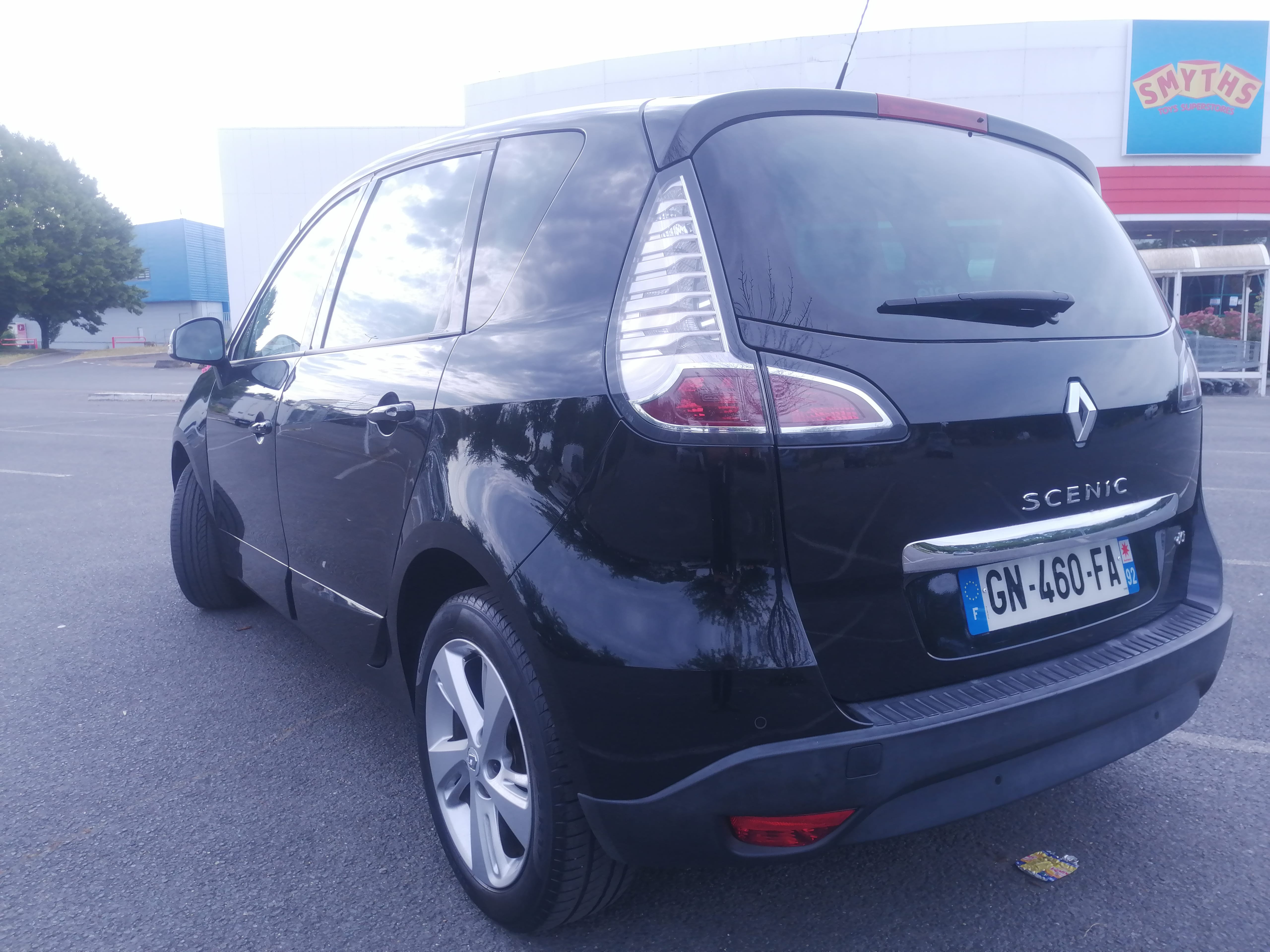 Renault Scenic 5 Places avec GPS