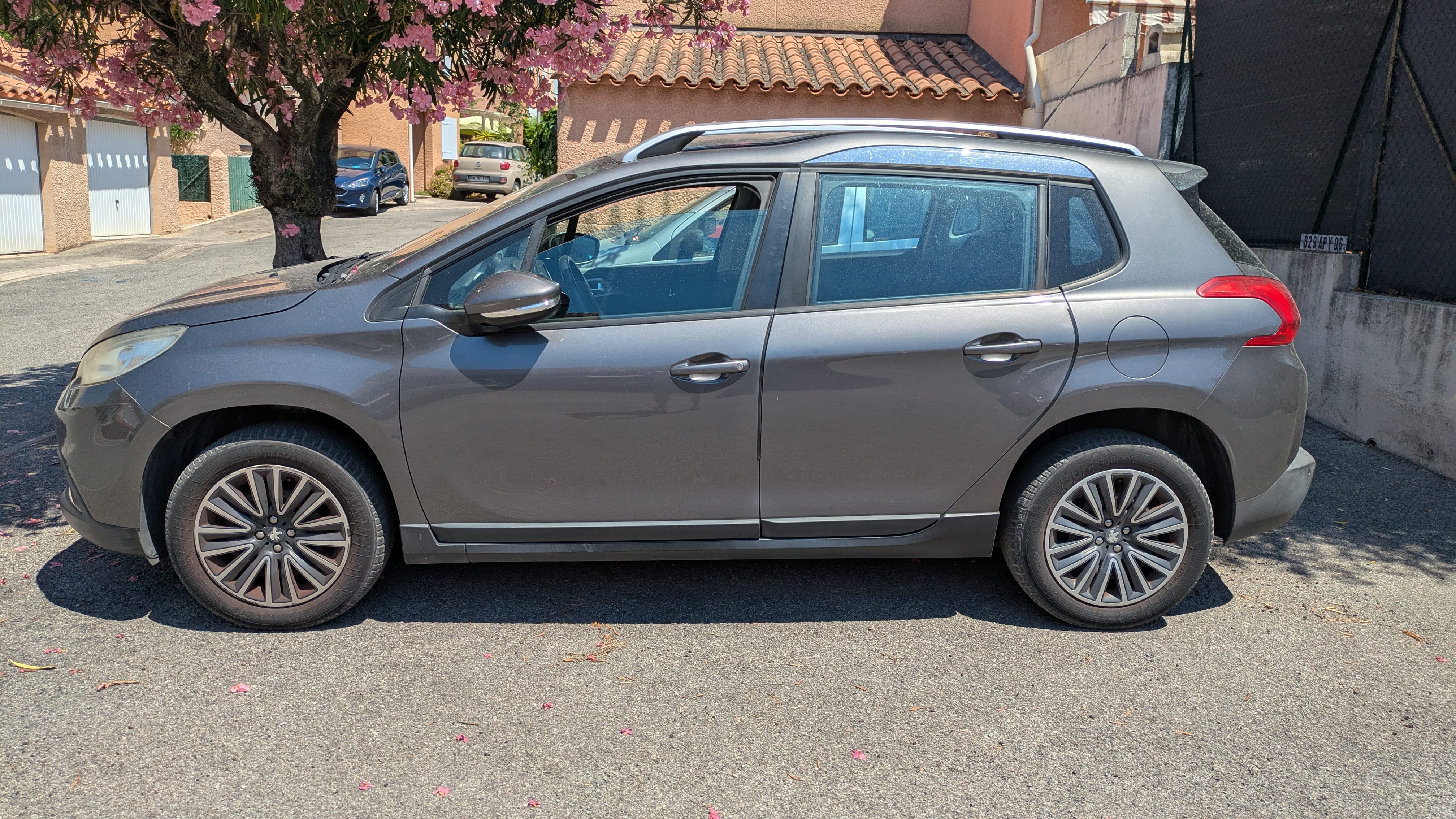 Peugeot 2008 avec Climatisation