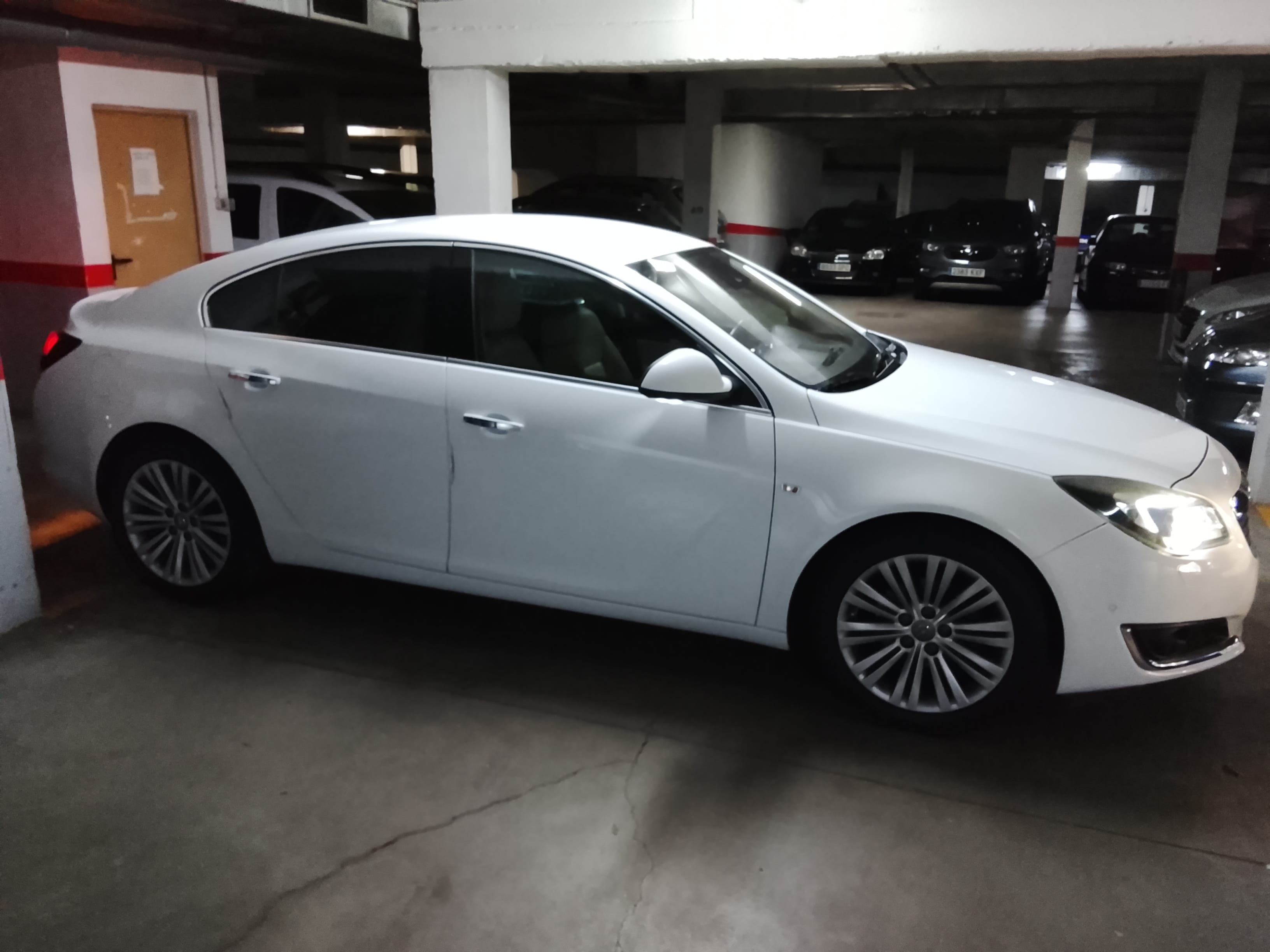 Opel Insignia con Aire acondicionado