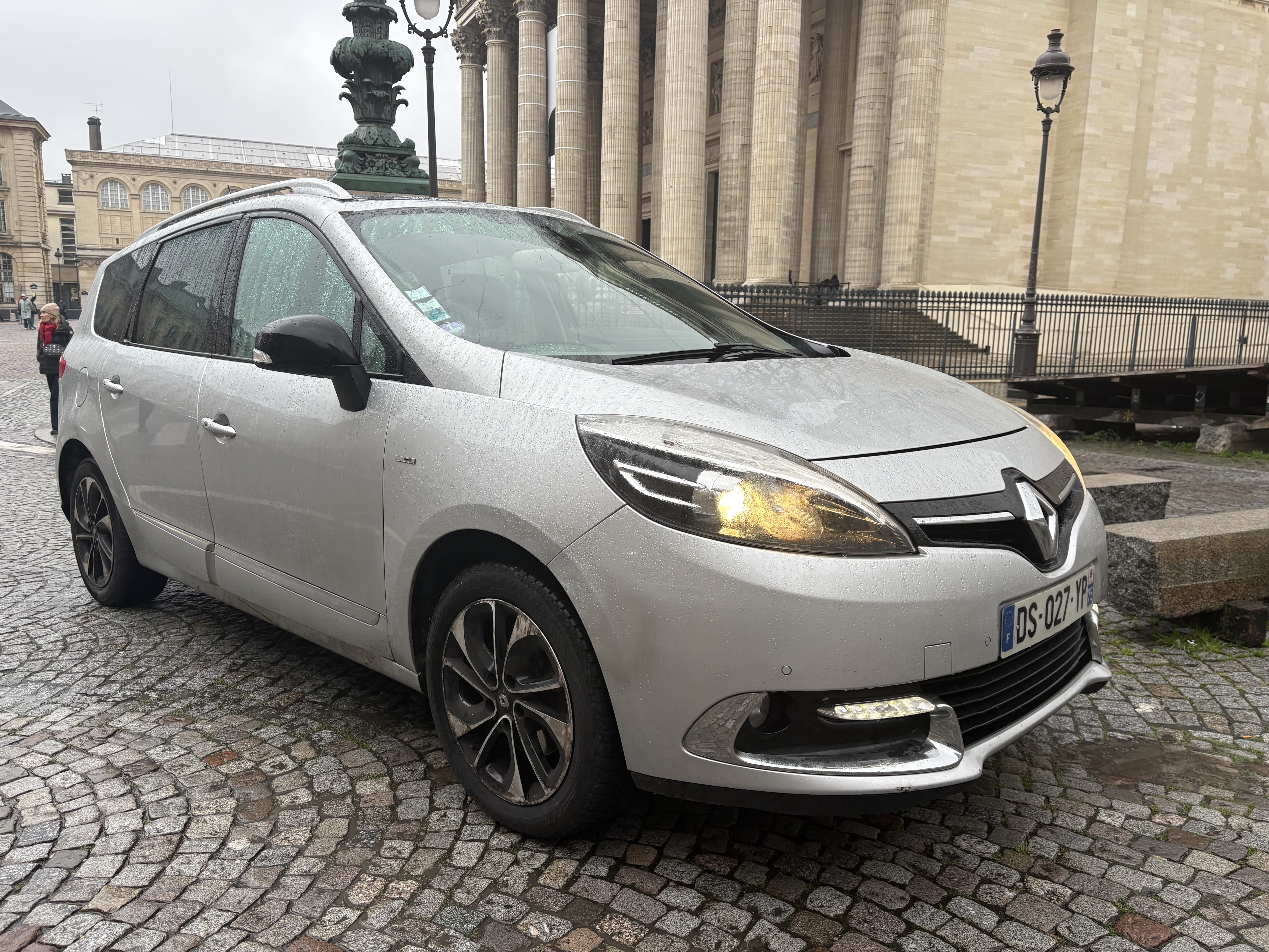 Renault Grand Scenic 7 places Essence Bose - Idéale famille, 2015, Essence 95, 7 places