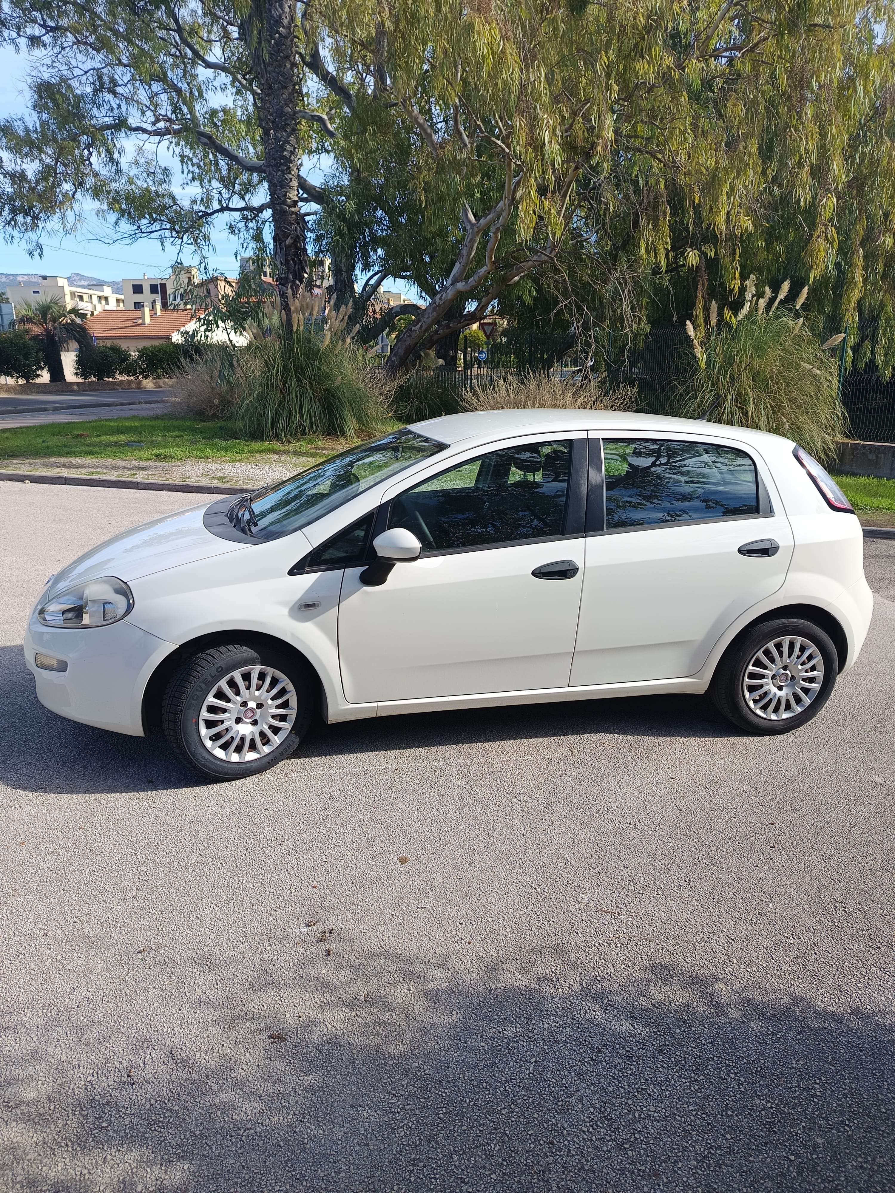 Fiat Punto avec Climatisation