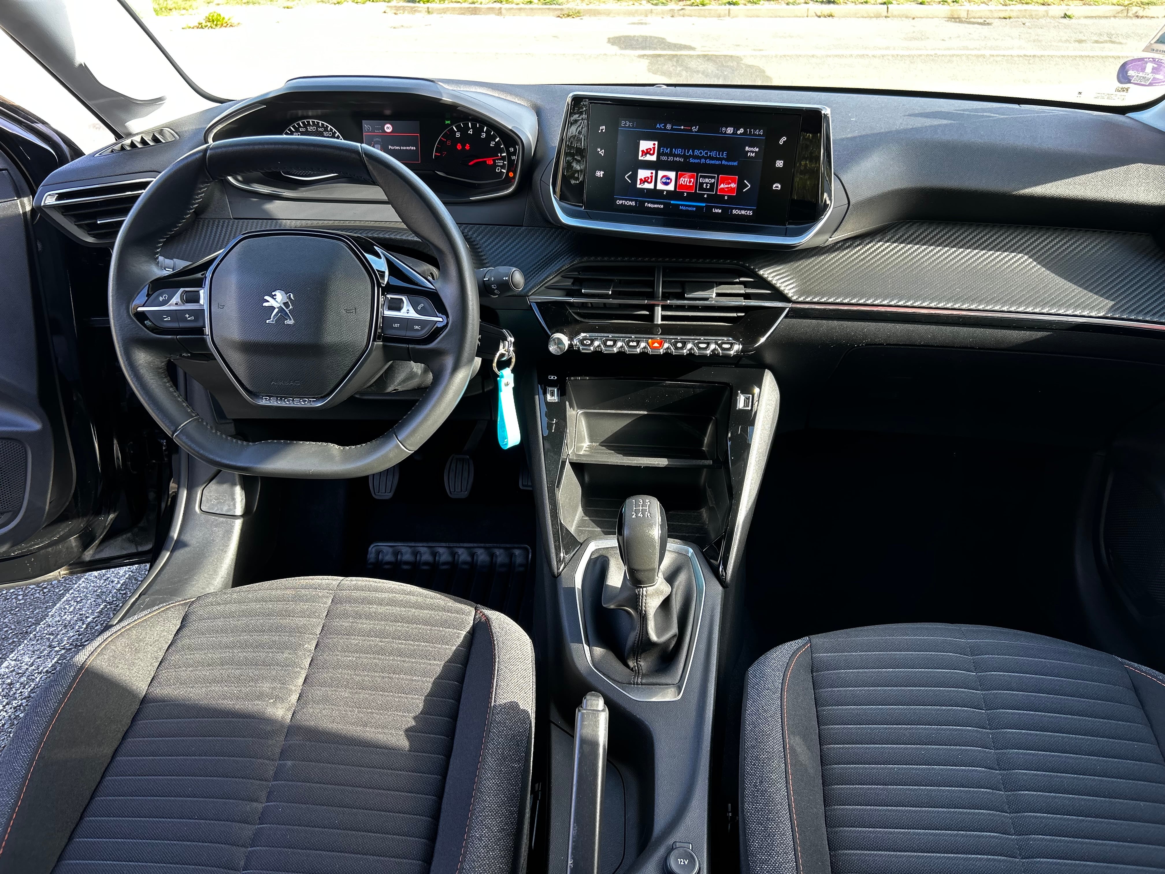 Peugeot 208 avec Régulateur de vitesse