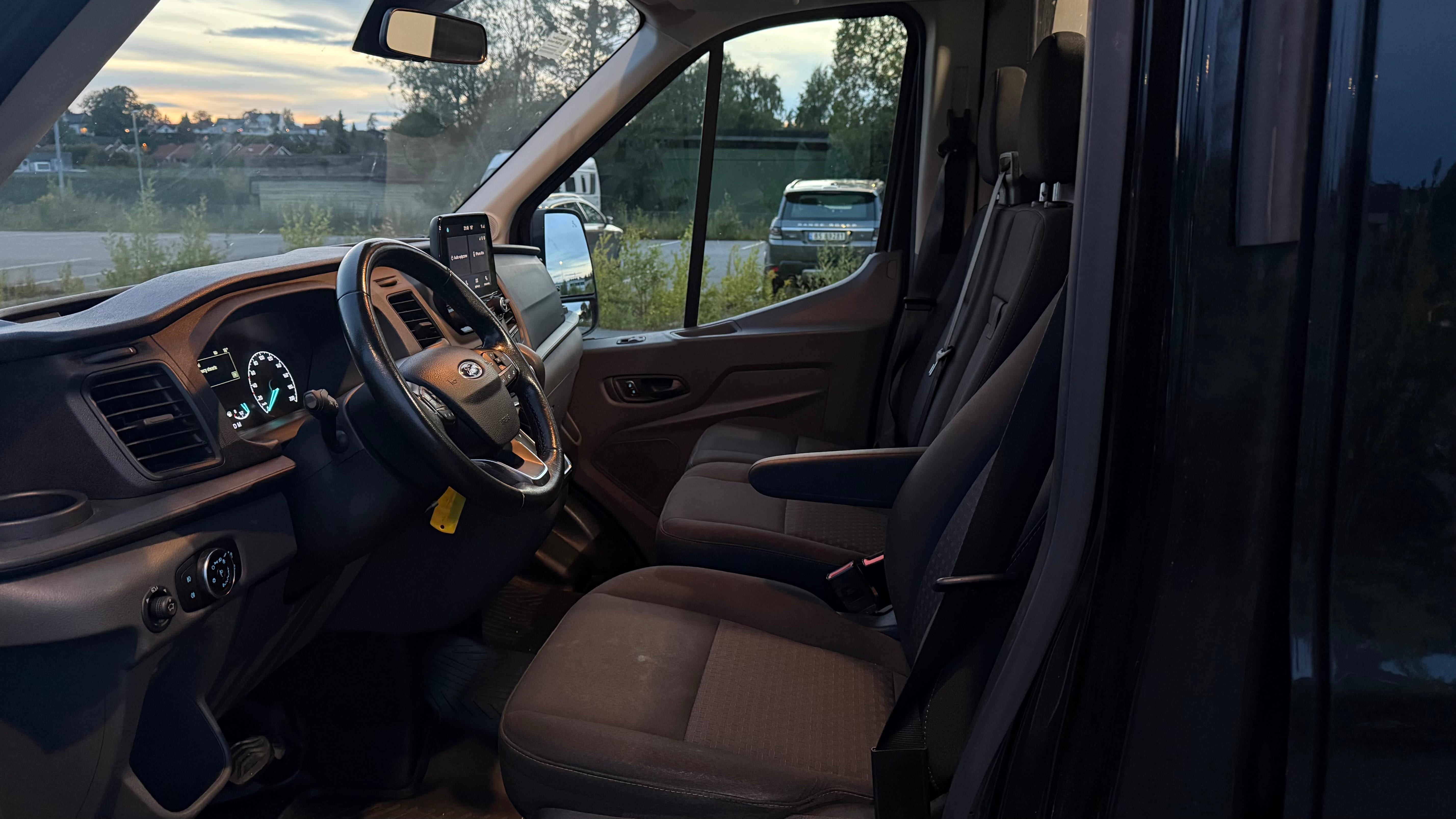 Ford Transit Varebil med Bluetooth audio