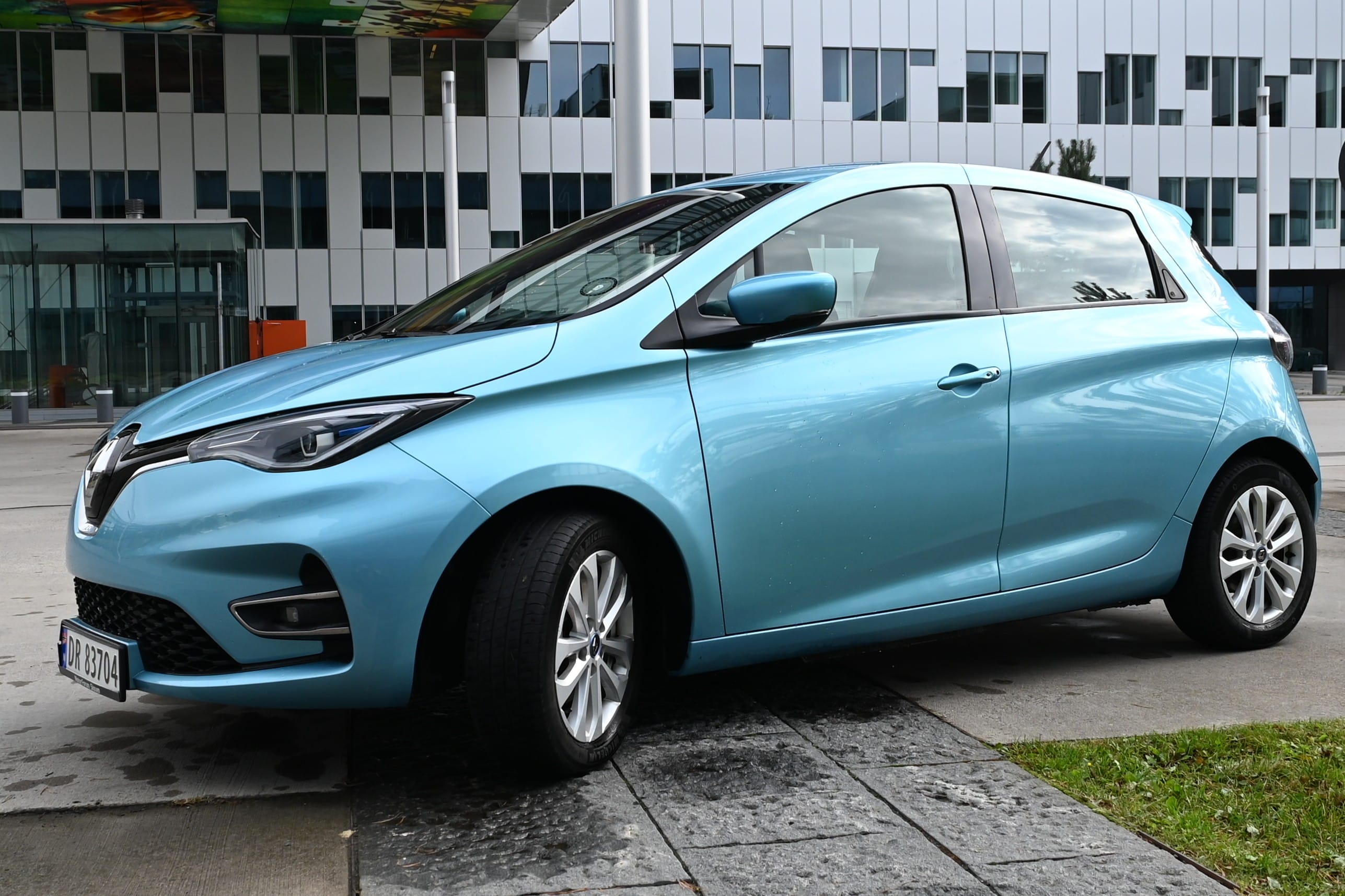 Renault ZOE ZE50 - Stort Batteri, WLTP 395KM, HurtigLading 50KW med Lydinngang