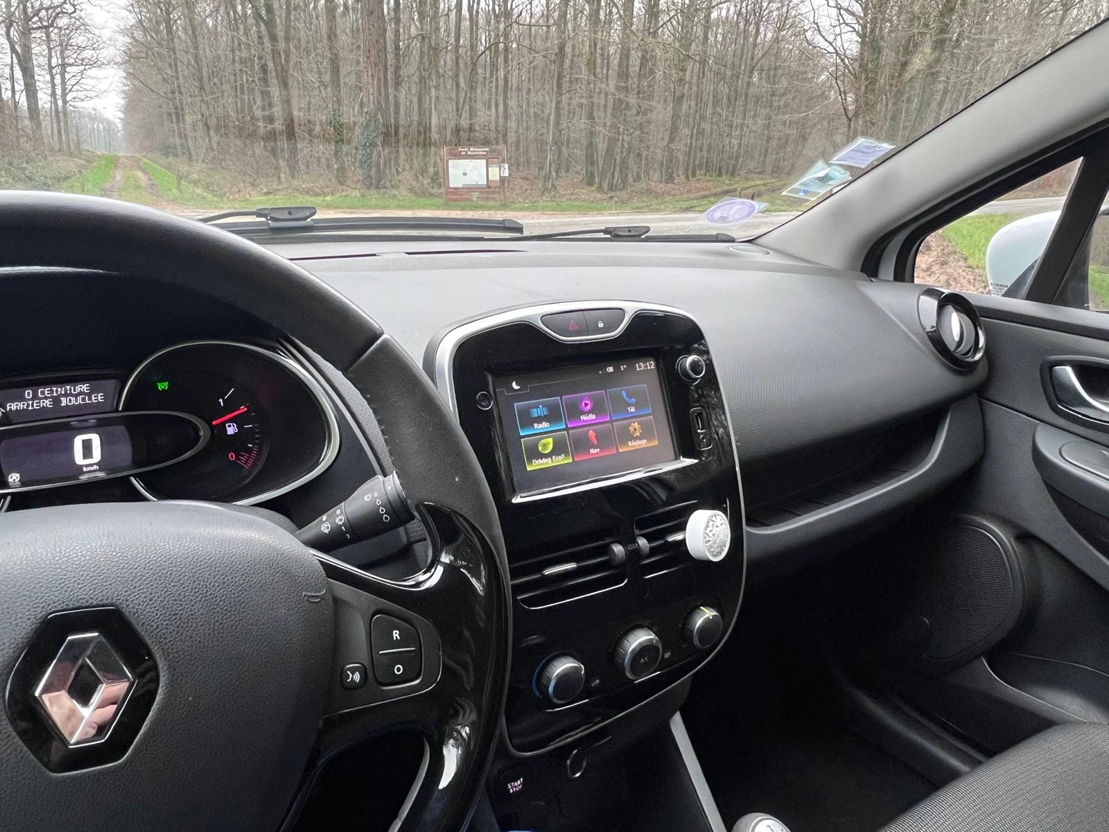 Renault Clio avec Entrée audio / iPod