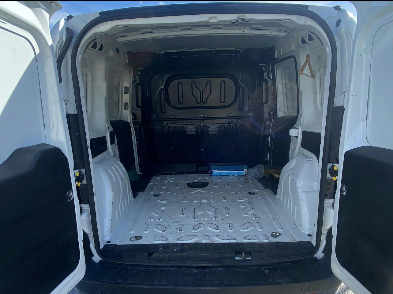 Fiat Doblo Cargo con Aire acondicionado