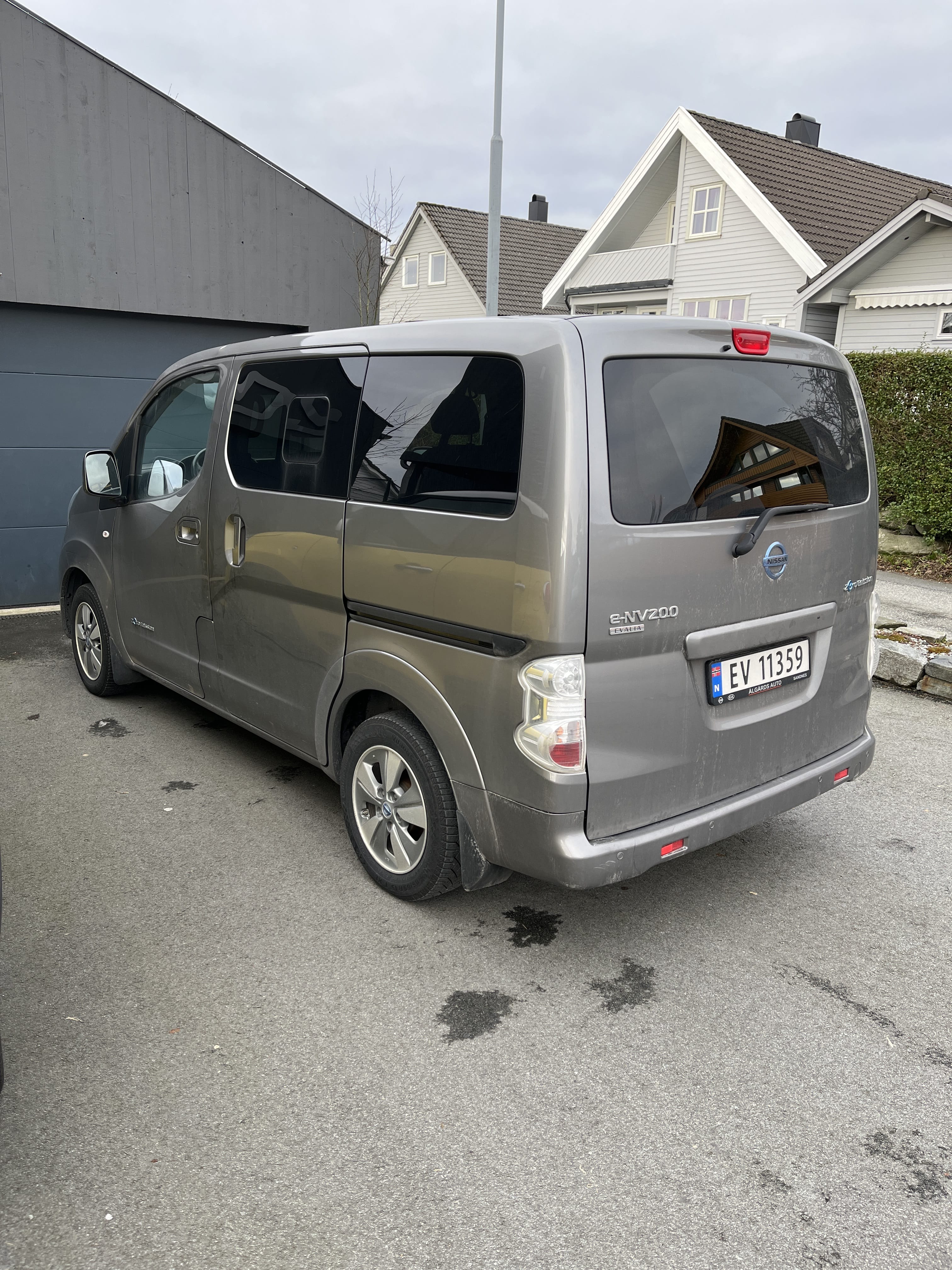Nissan e-NV200 Evalia med GPS