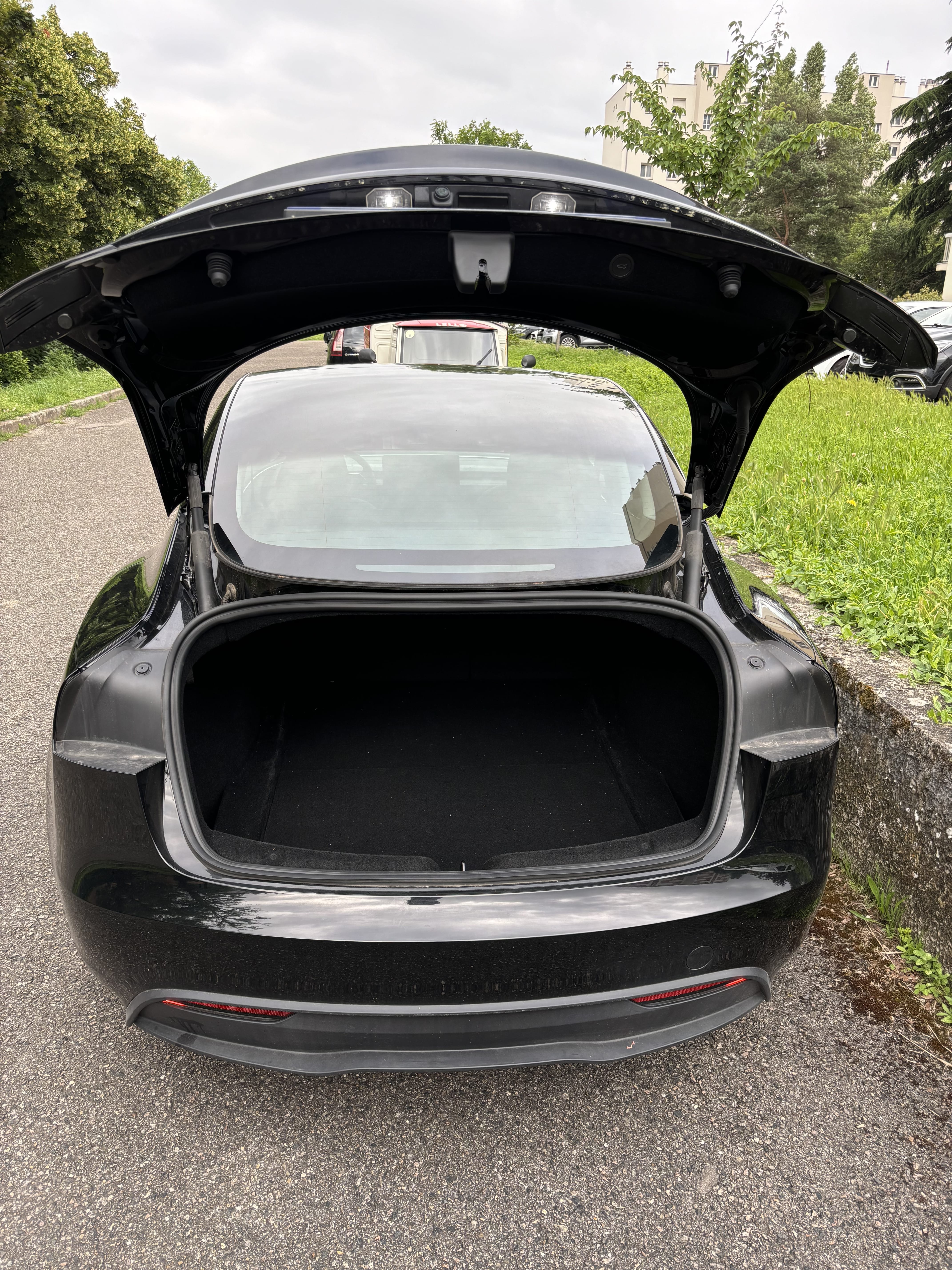 Tesla Model 3 avec Audio Bluetooth