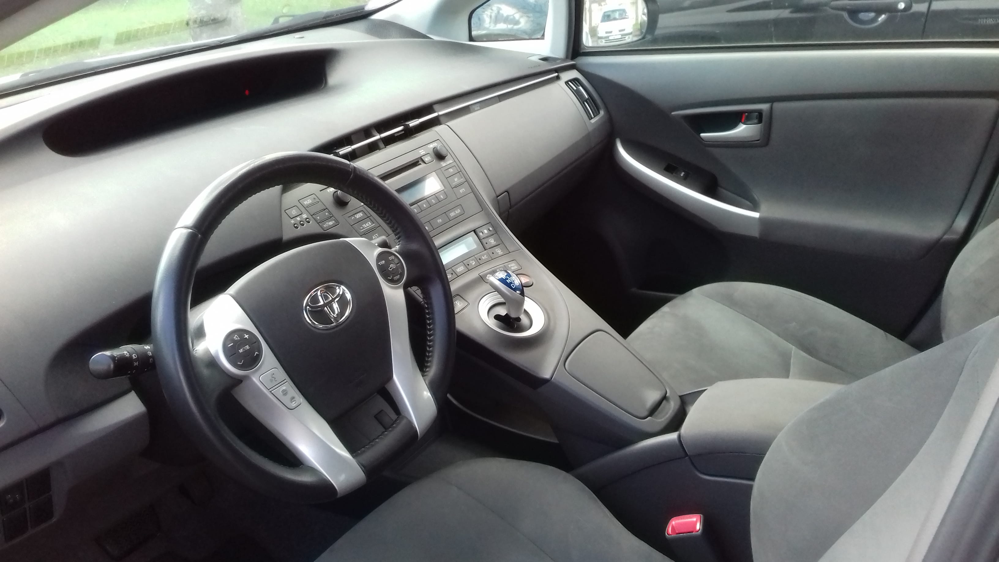 Toyota Prius con Entrada de Audio/iPod