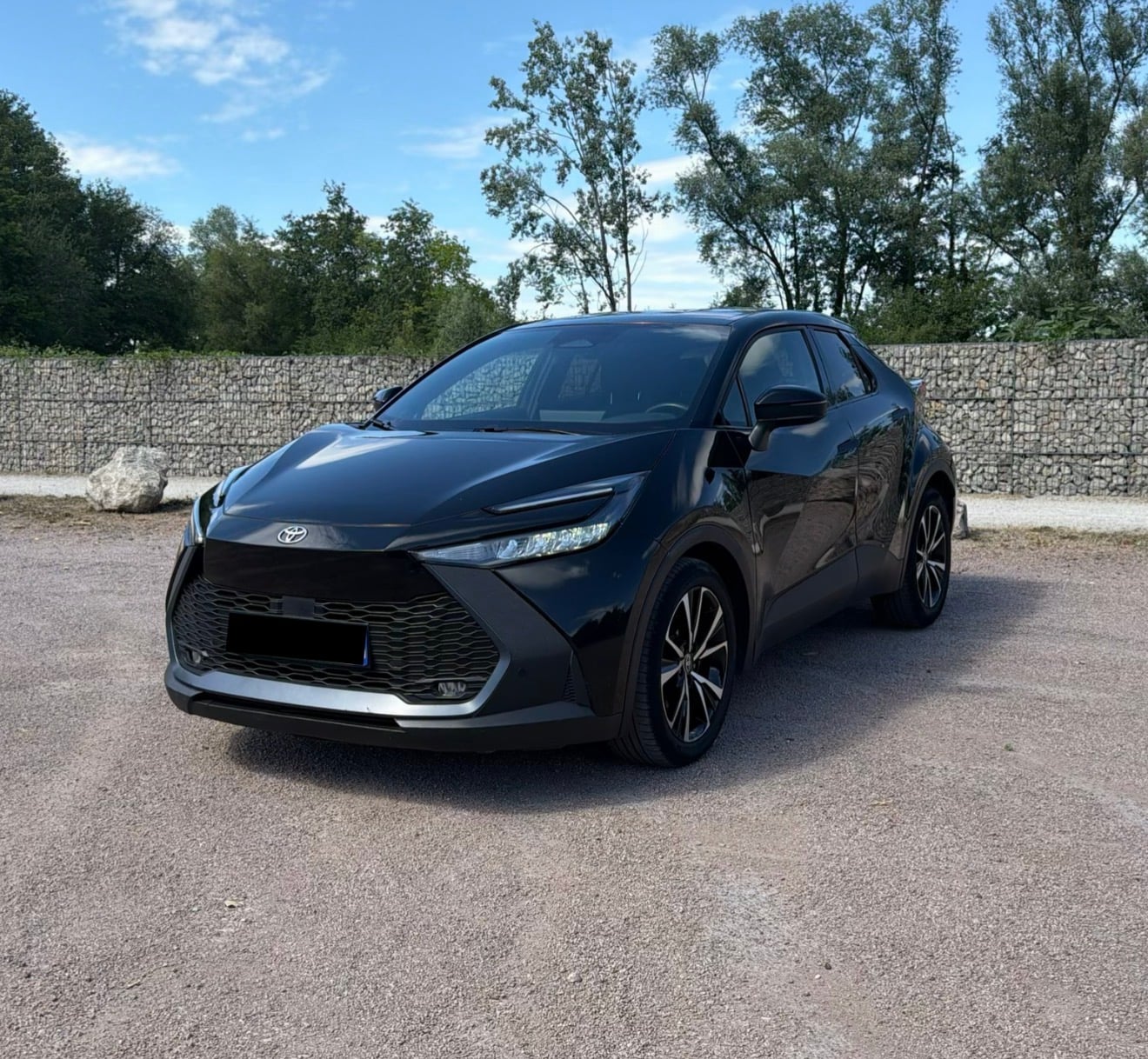 Toyota C-HR Hybrid, 2024, Essence 98 / Électrique (hybride), automatique
