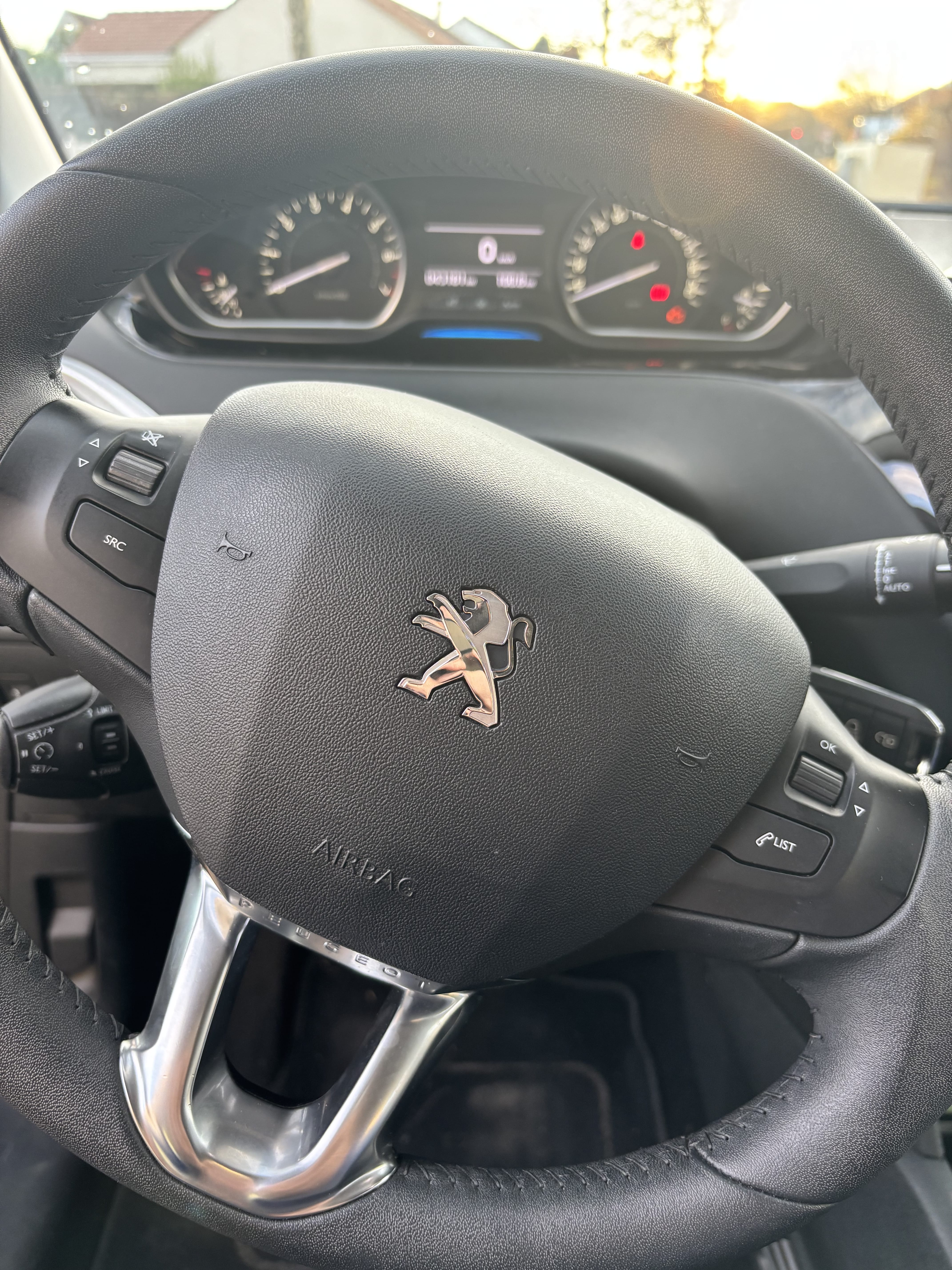 Peugeot 208 avec Climatisation