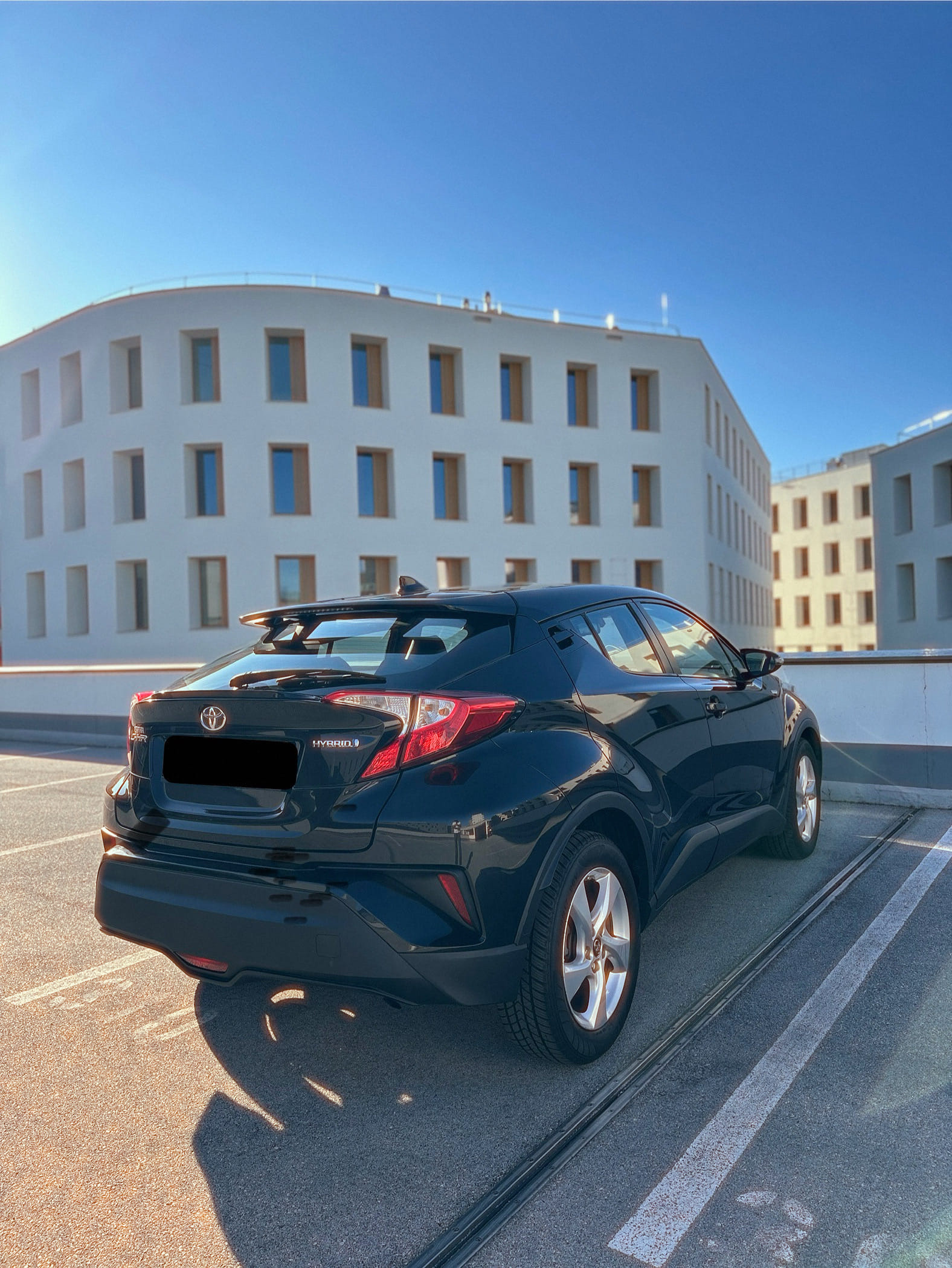 Toyota C-HR Hybrid, 2017, Super 95 / Elektro (Hybrid), Automatik