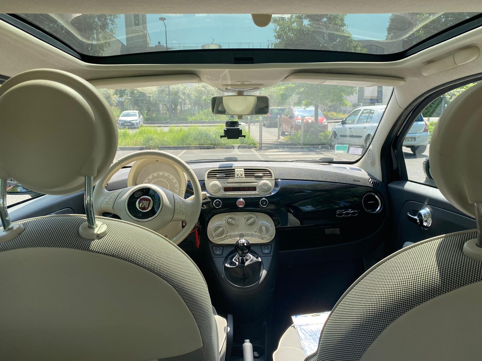 Fiat 500 avec Entrée audio / iPod