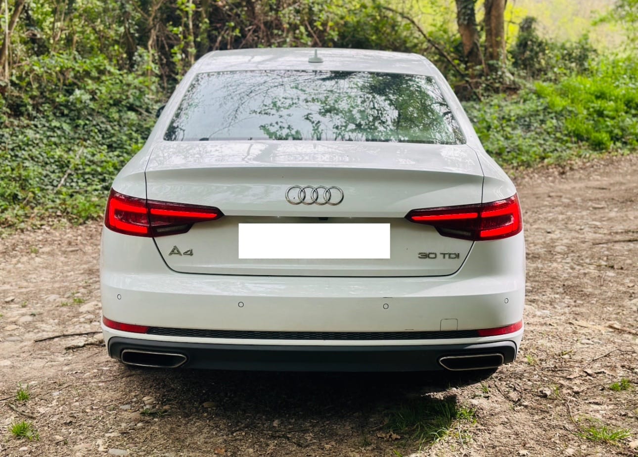 Audi A4 avec Régulateur de vitesse