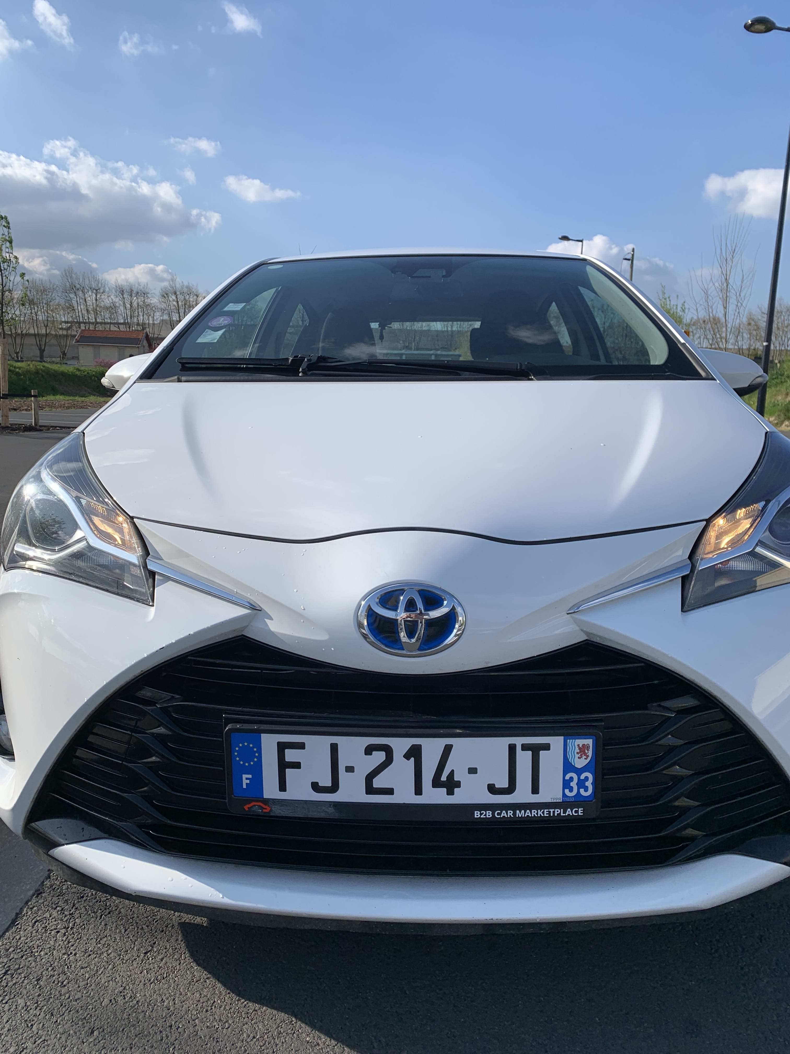 Toyota Yaris Hybride Toyota 1.5 - HYBRID Business - Automatique con Audio Bluetooth
