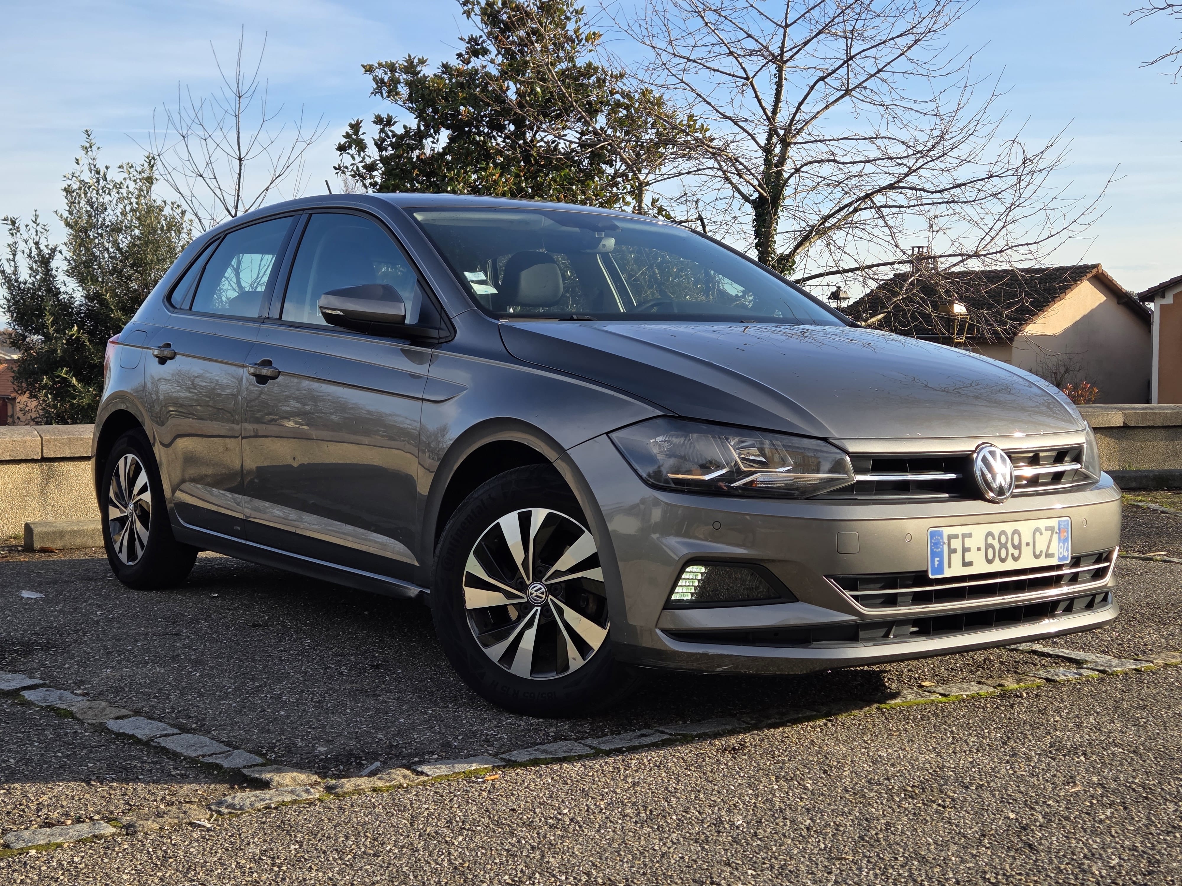 Volkswagen Polo avec Pneus neige