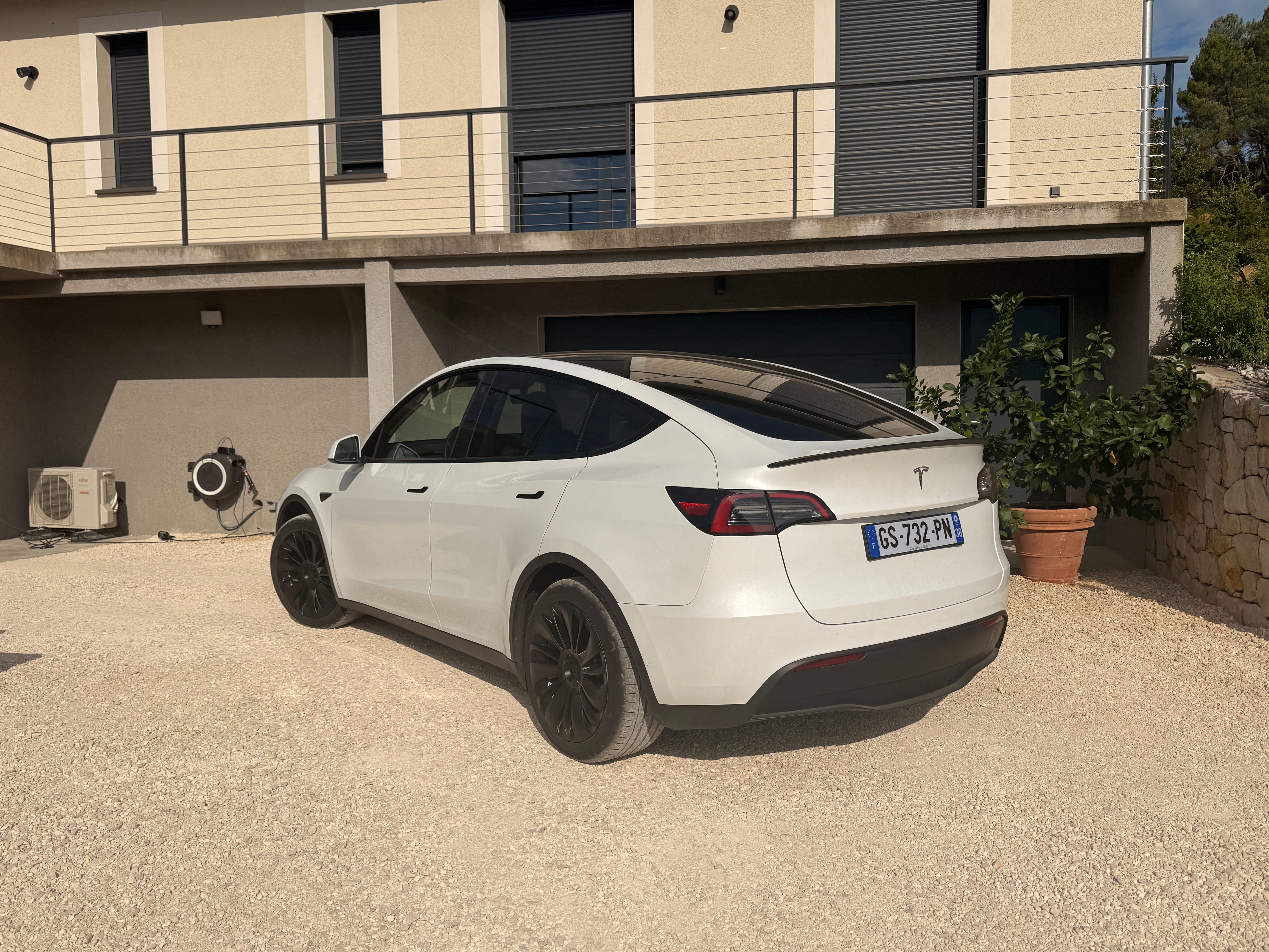 Tesla Model Y avec Caméra de recul