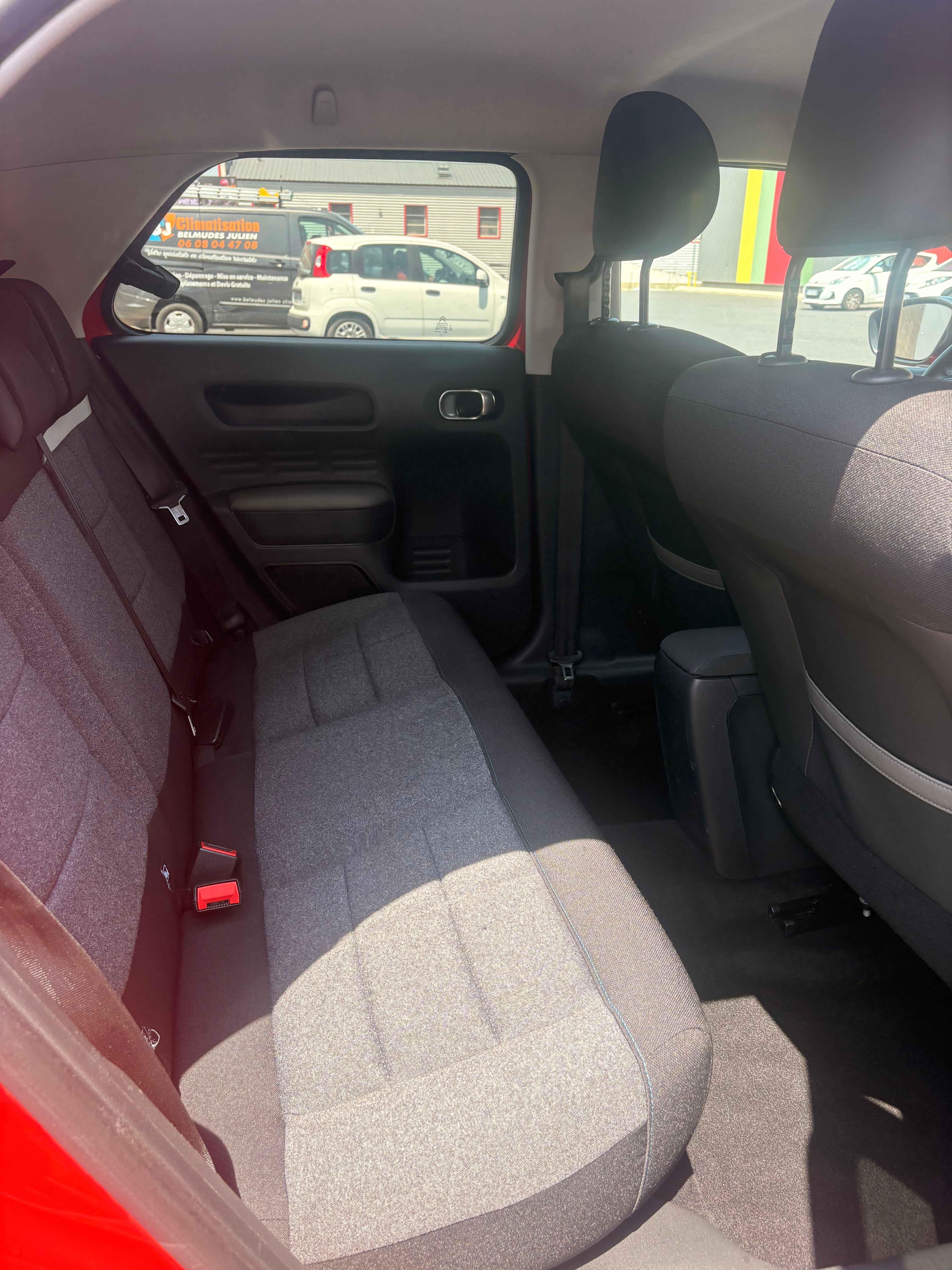 Citroen C4 Cactus avec GPS