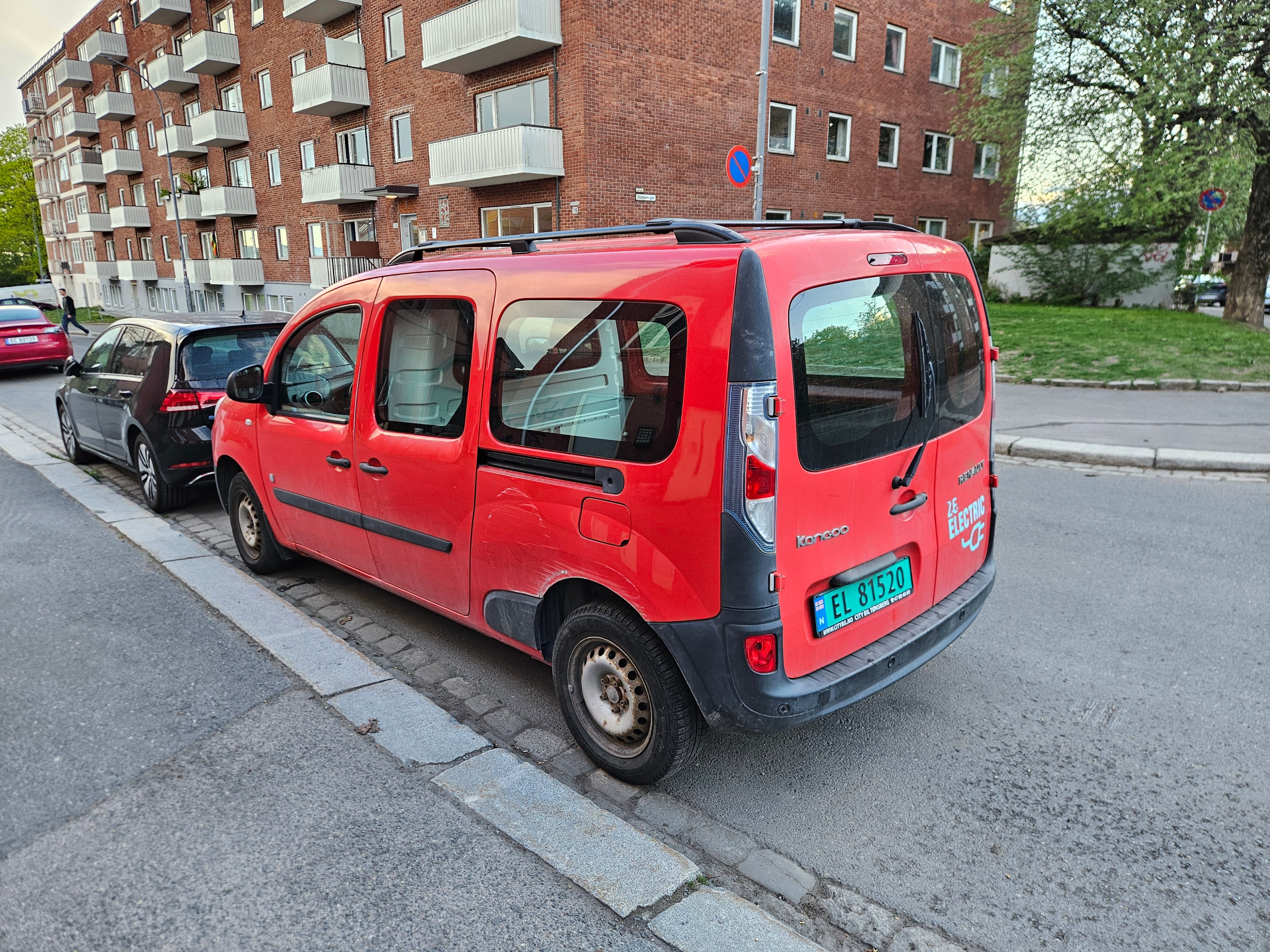 Renault Kangoo Express ZE con GPS