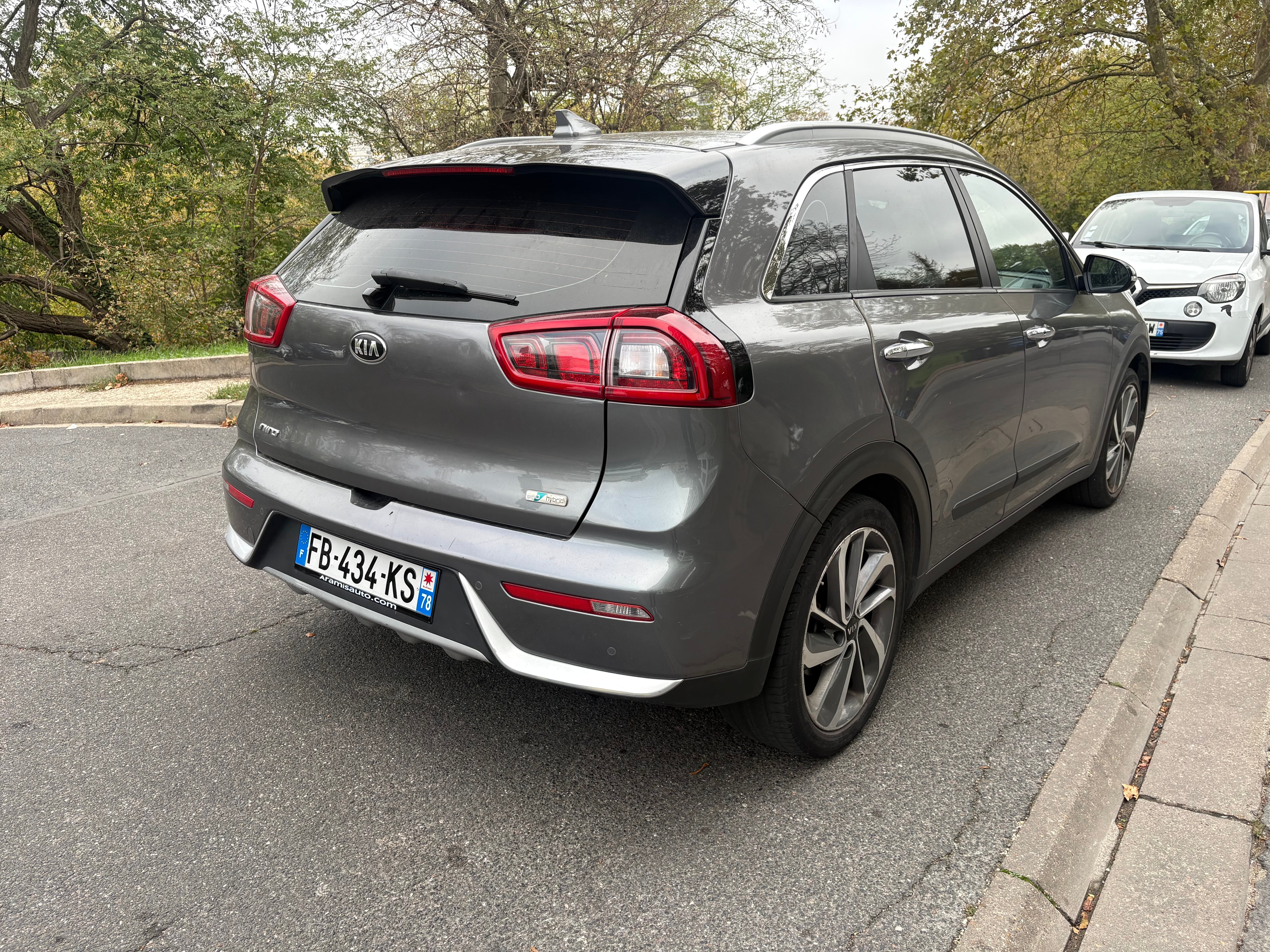 Kia Niro Hybride avec Climatisation