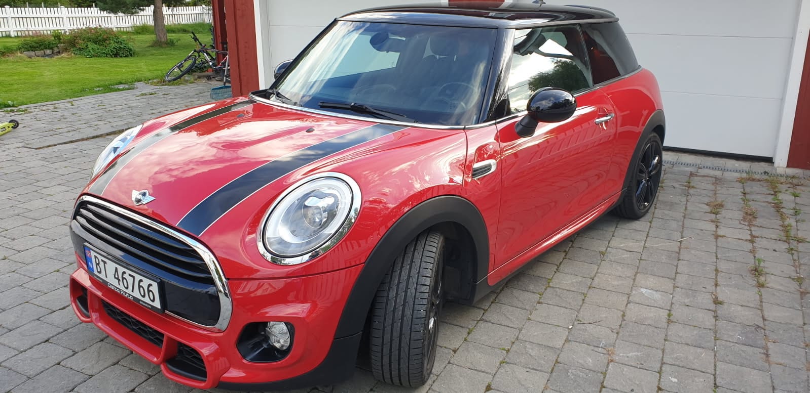 Mini Cooper 3-dører with Air conditioning