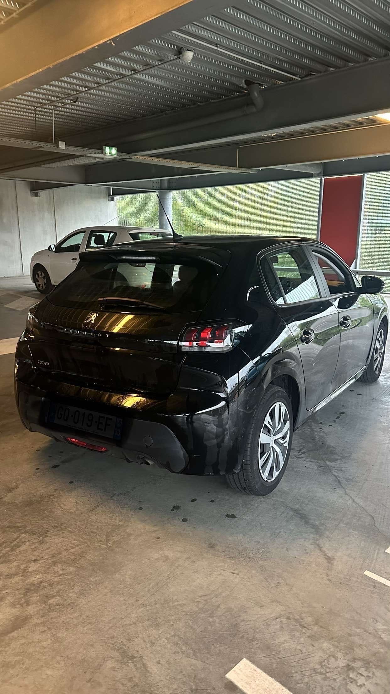 Peugeot 208 avec Régulateur de vitesse
