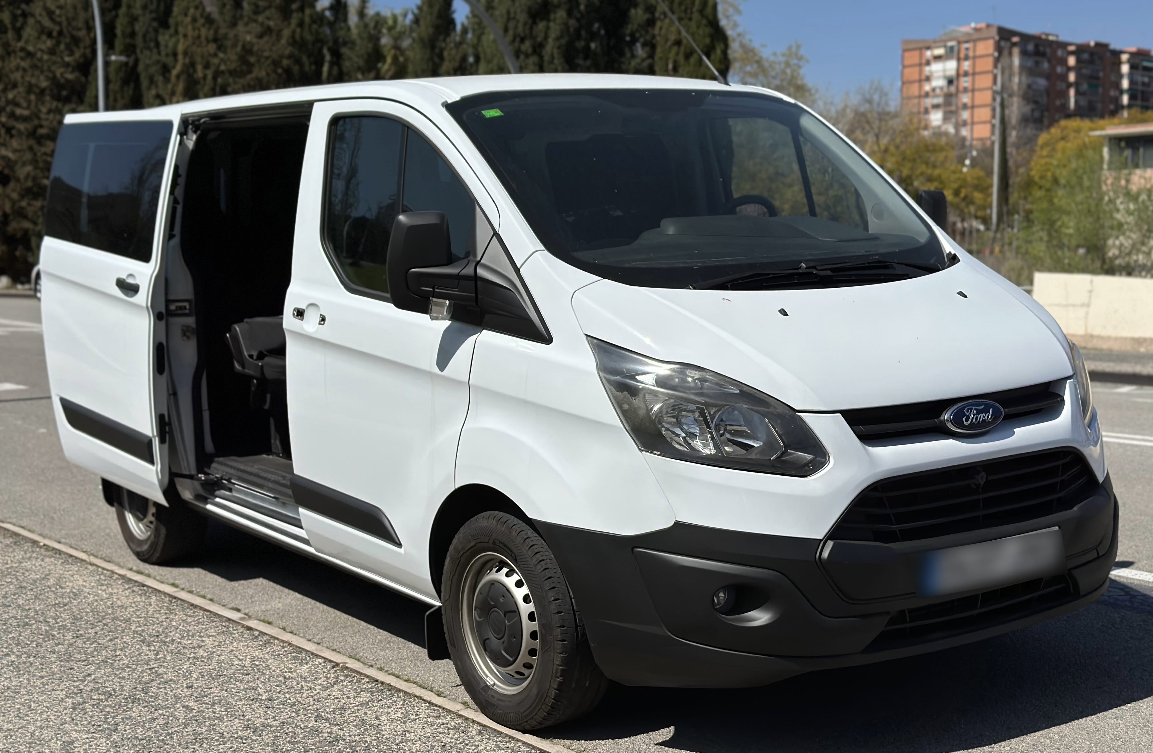 Ford Transit Custom Kombi JHZ