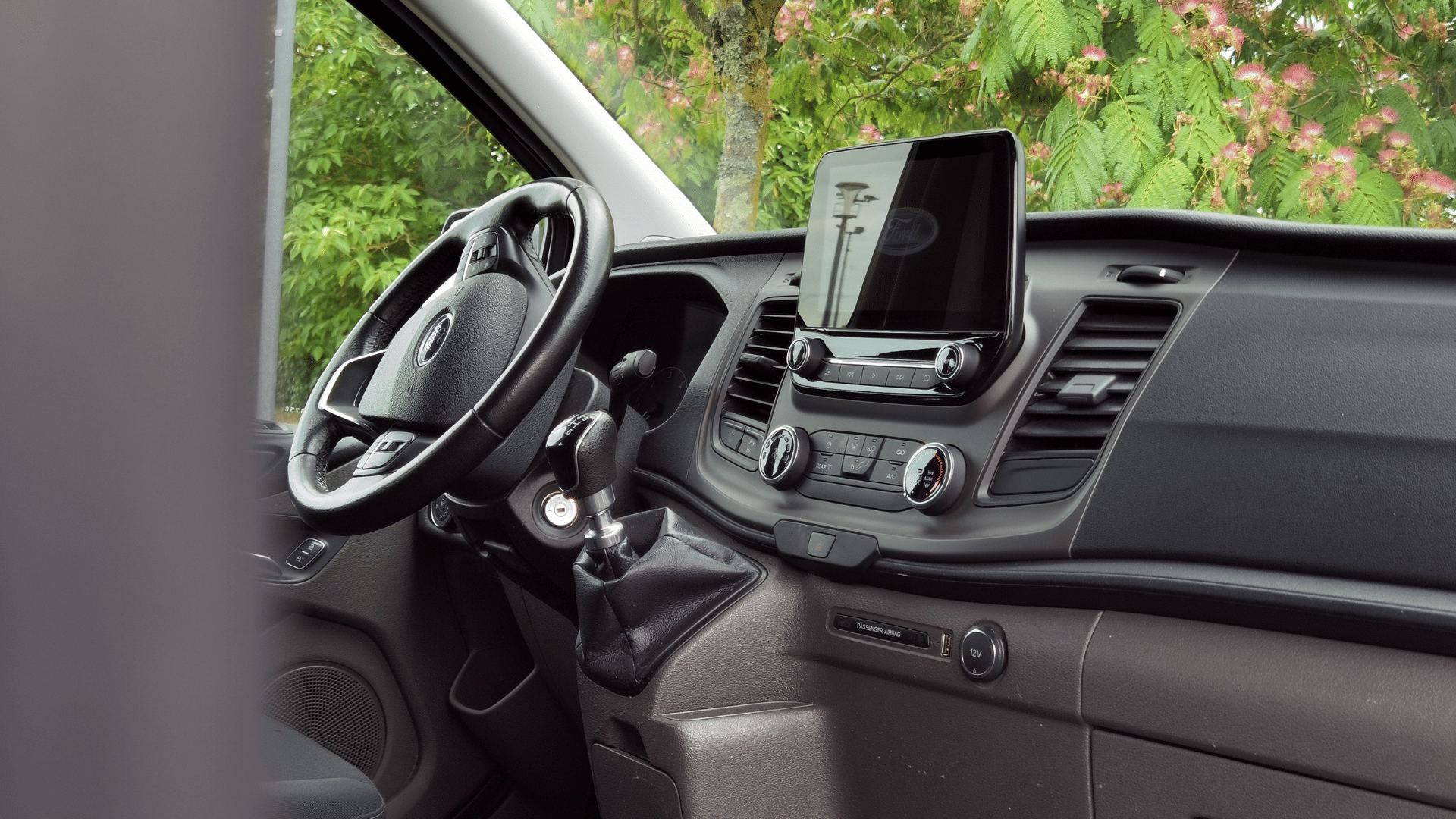 Ford Transit Custom Kombi 9 Places avec GPS