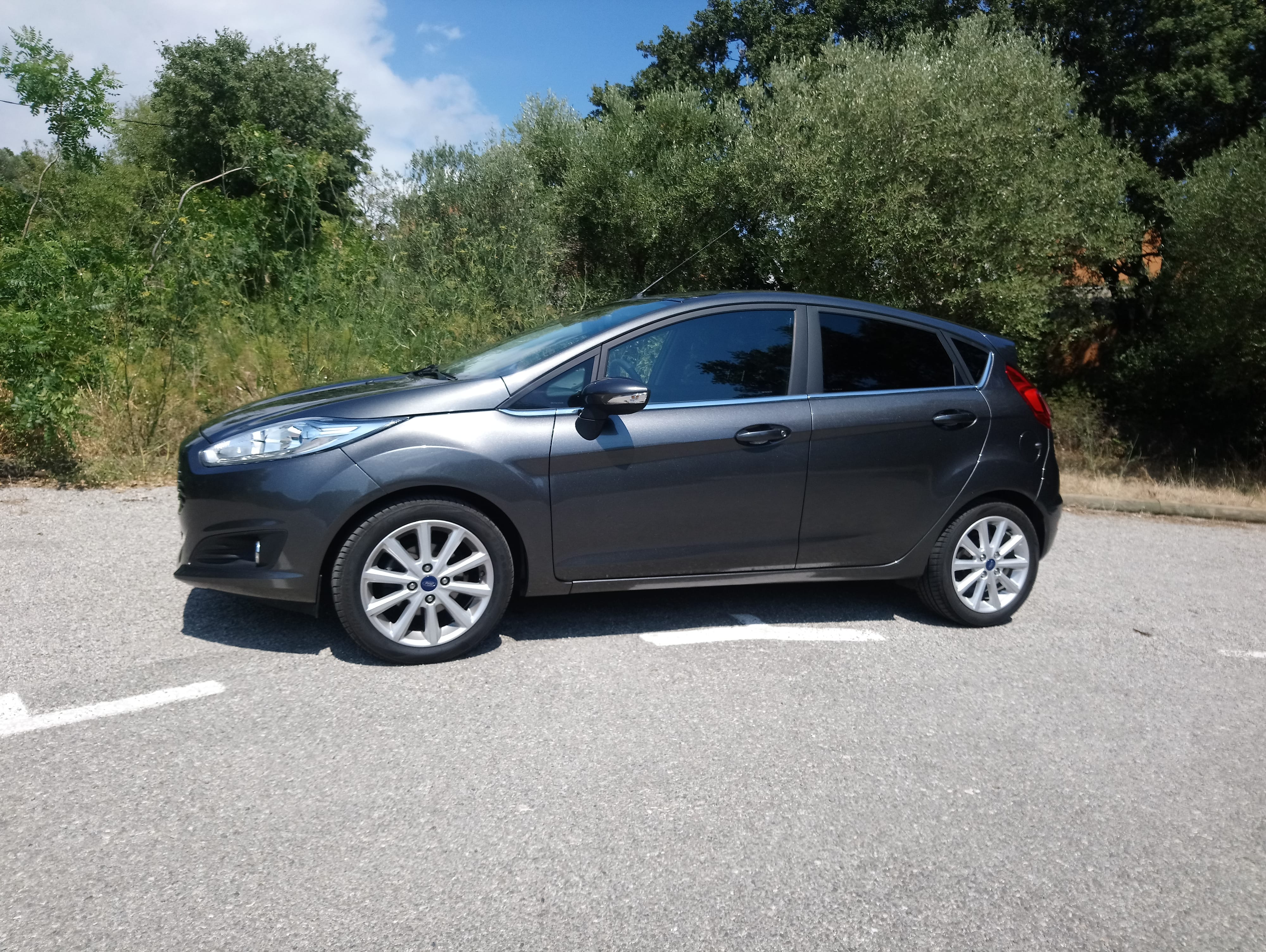 Ford Fiesta 2017 avec Climatisation