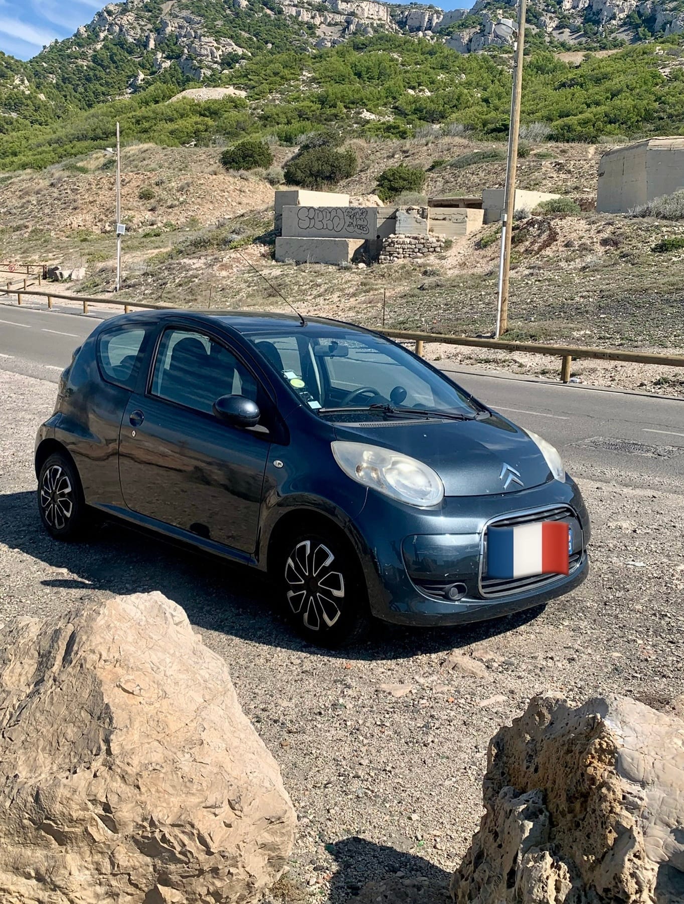 Citroen C1 Petite citadine 1.0 vtti essence très économique avec Climatisation