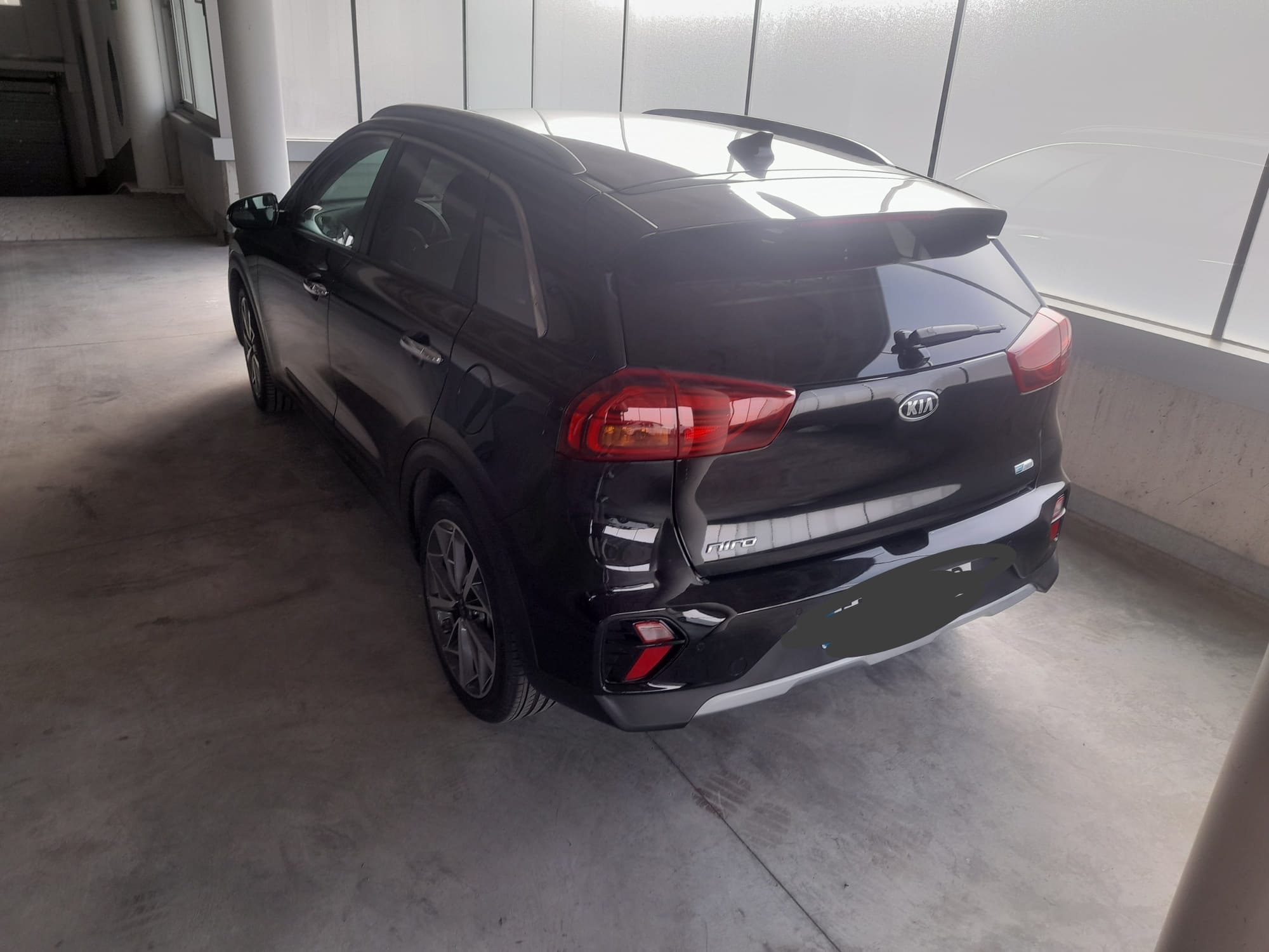 Kia Niro Híbrido con Aire acondicionado