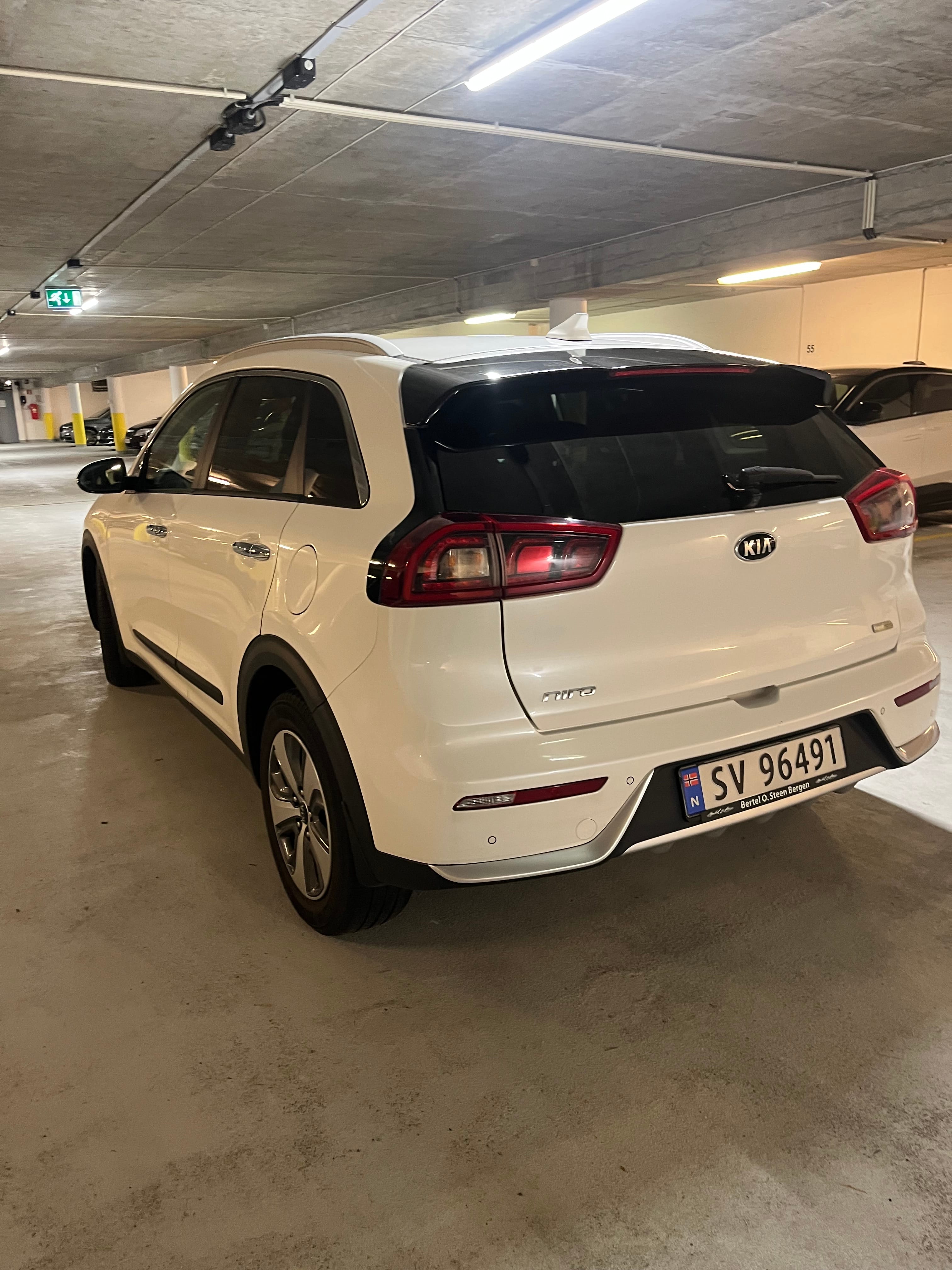 Kia Niro Hybrid med Aircondition
