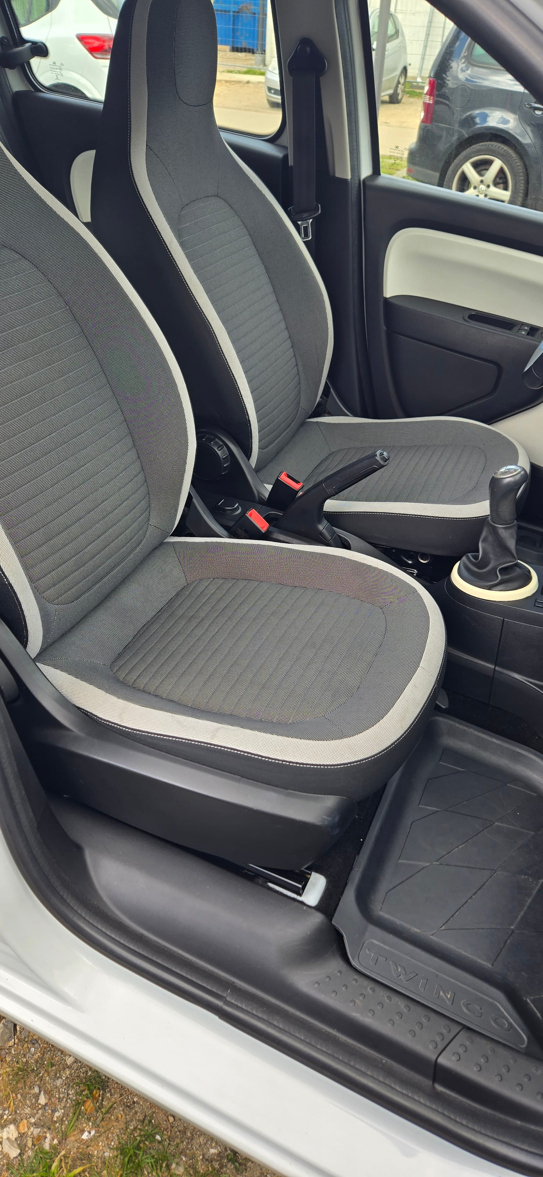 Renault Twingo III 1.0 SCE 70 ENERGY LIMITED