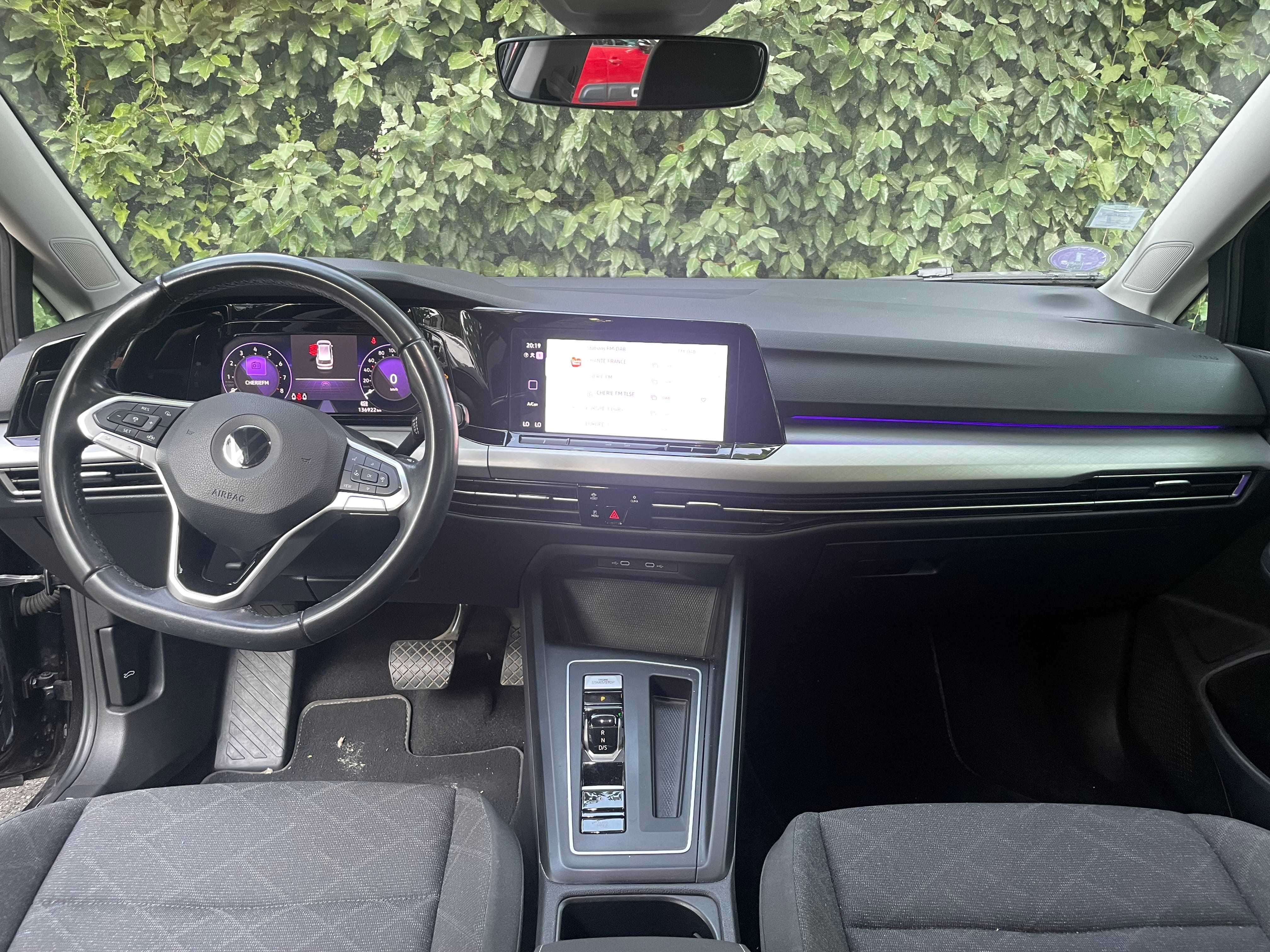 Volkswagen Golf SW met GPS
