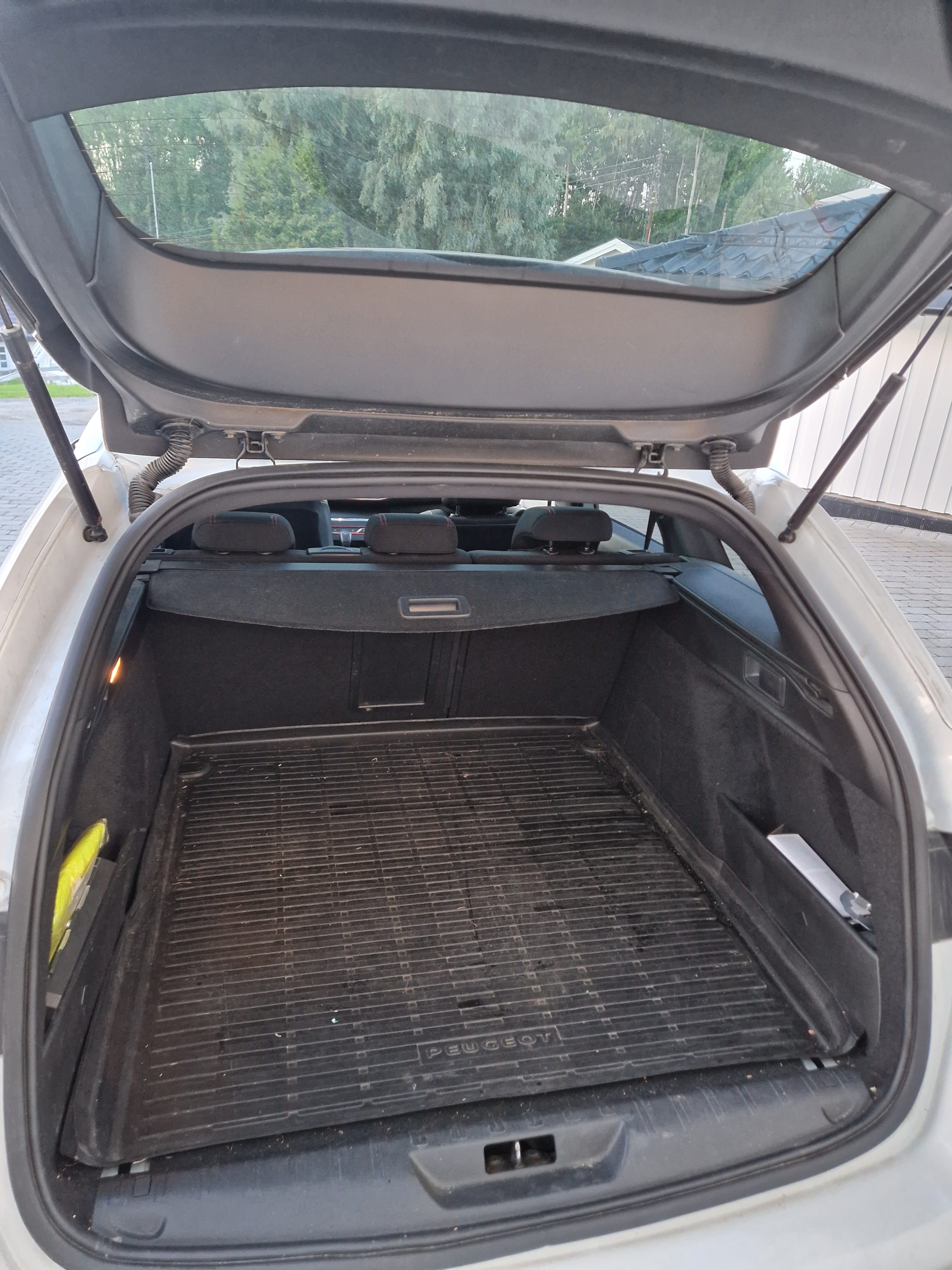 Peugeot 308 med Cruisekontroll