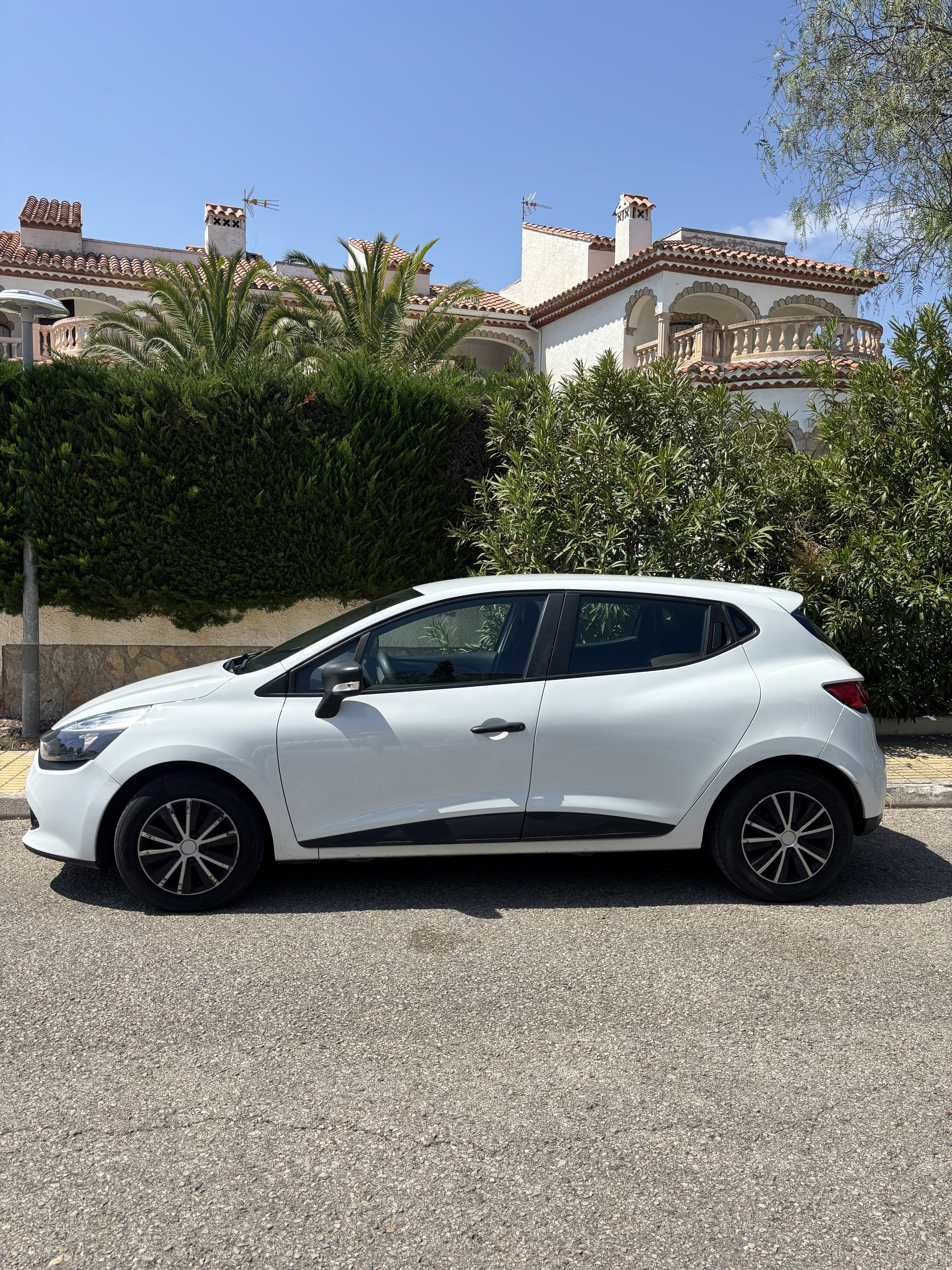 Renault Clio avec Climatisation